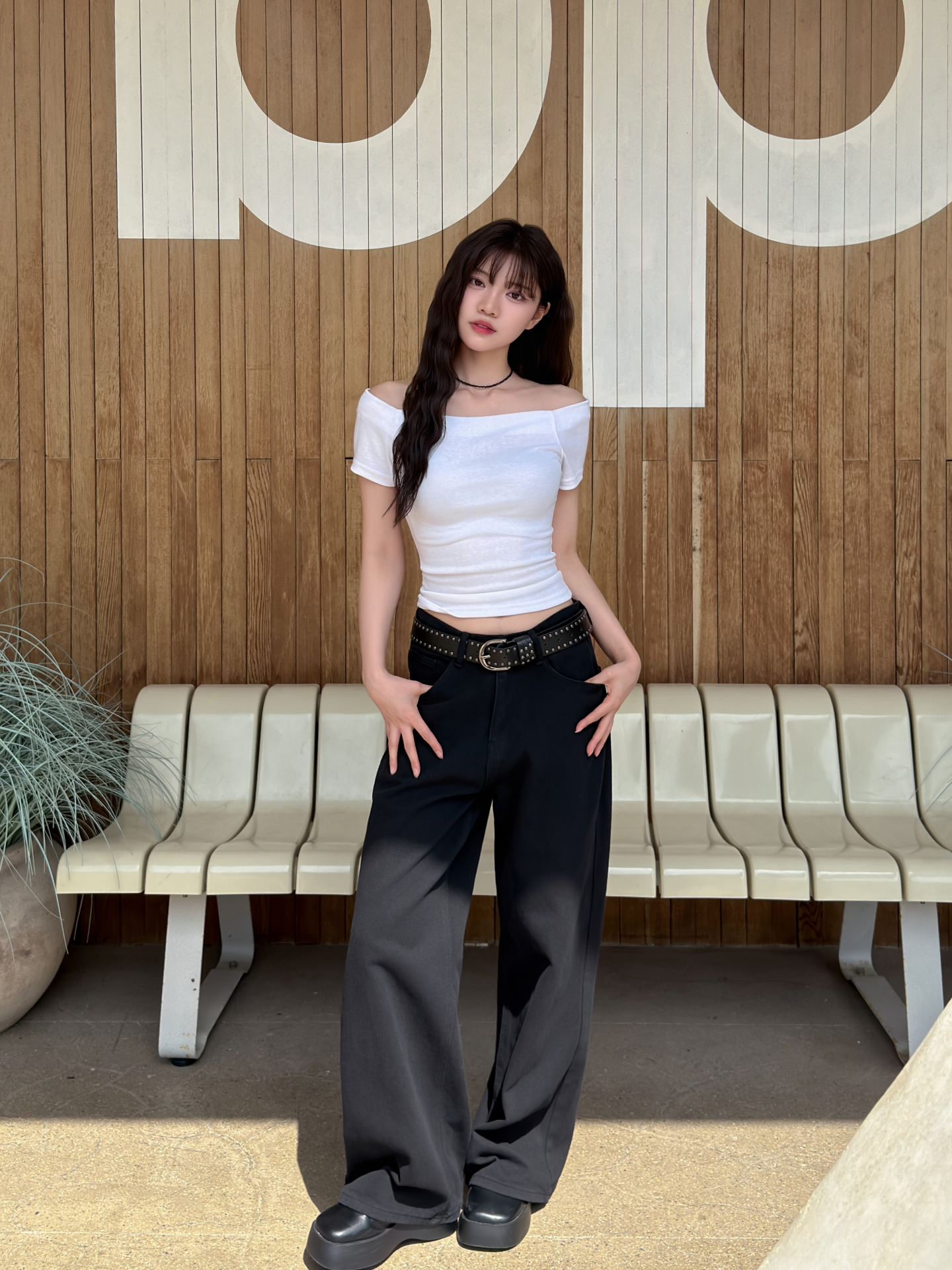 オフショルダーベーシックスリムギャザーTシャツ | 詳細画像13