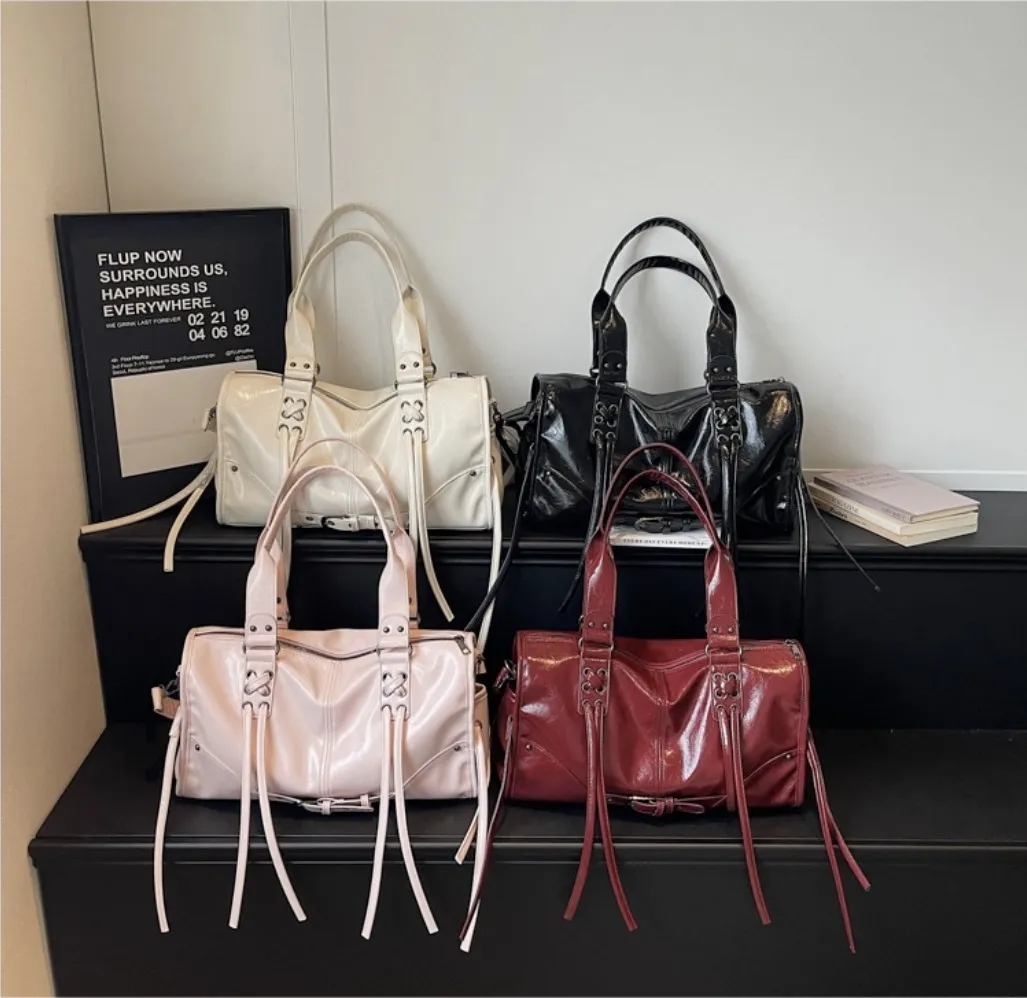 レザー調トートバッグ | 詳細画像1