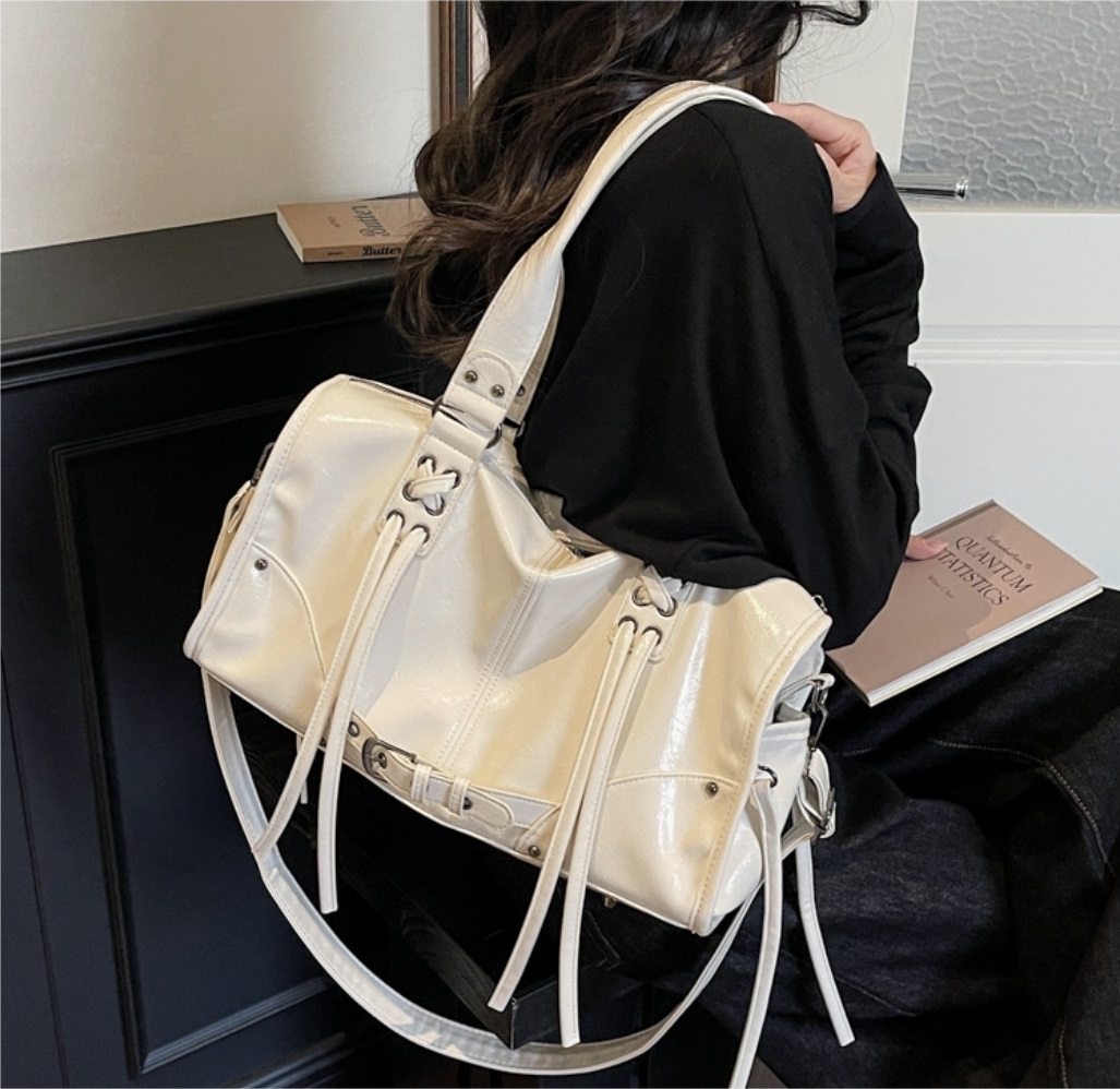 レザー調トートバッグ | 詳細画像10