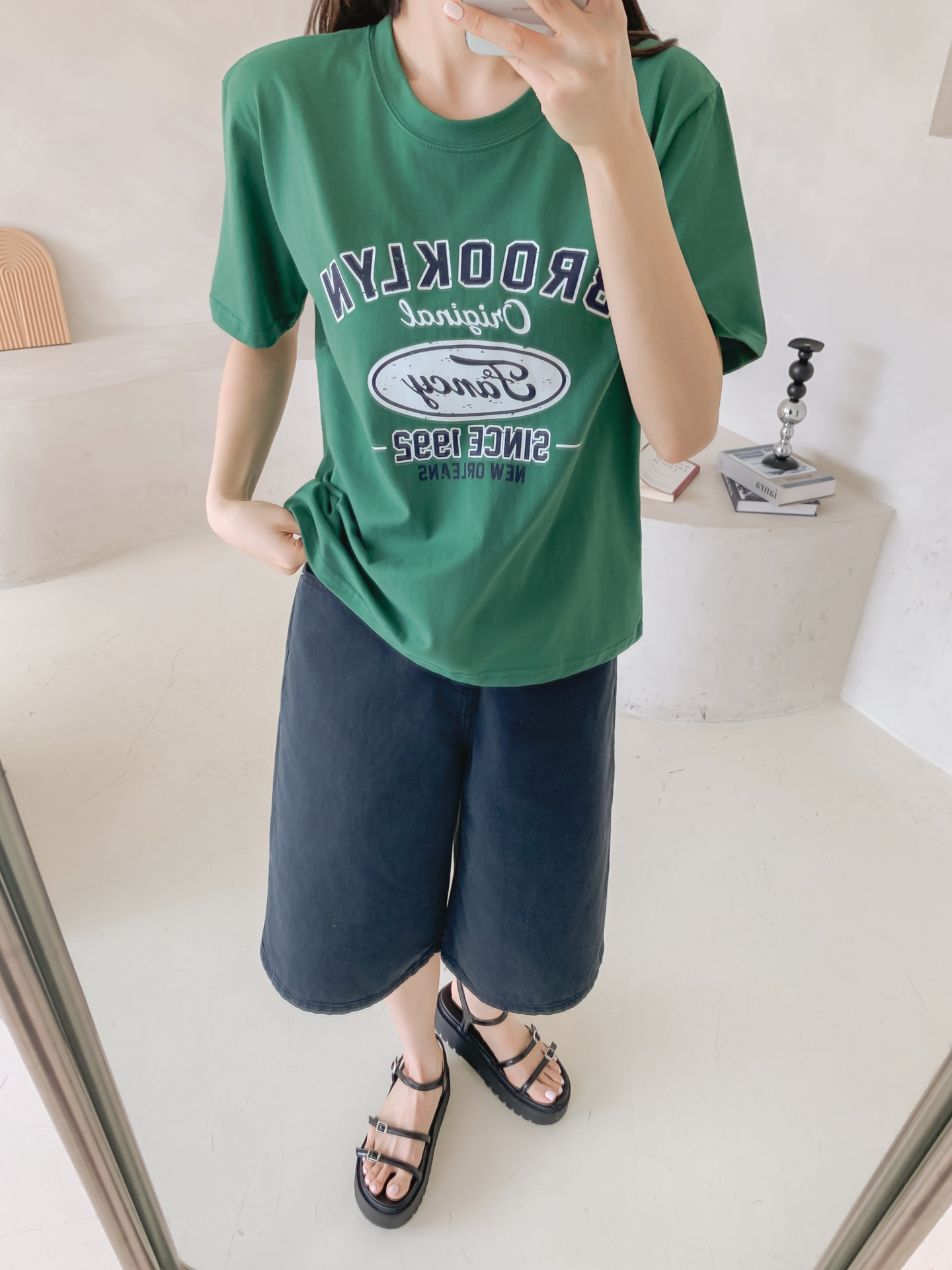 コットンラウンドネックベーシック半袖ロゴTシャツ | 詳細画像15