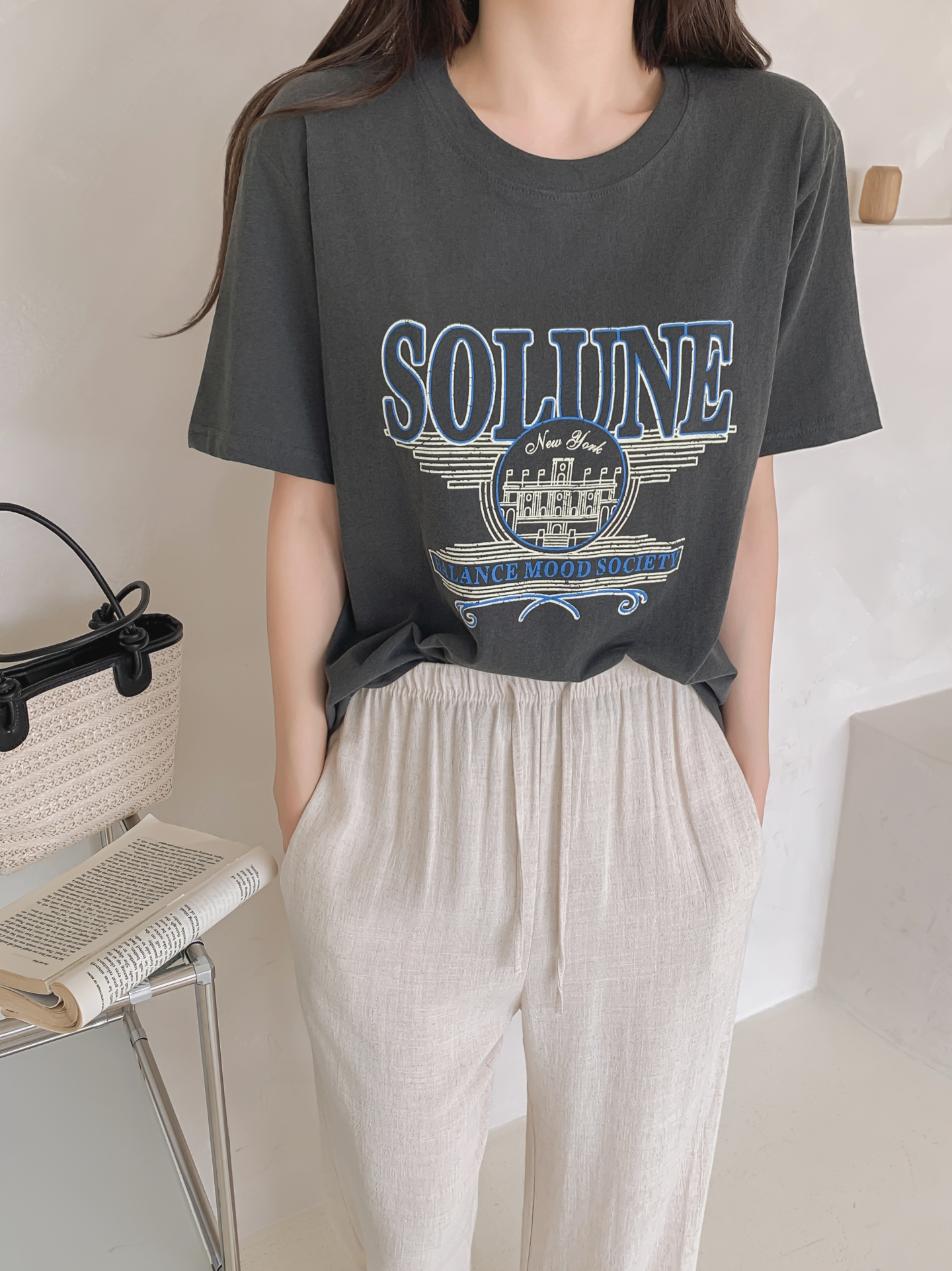 ラウンドネックベーシック半袖ロゴTシャツ | 詳細画像13