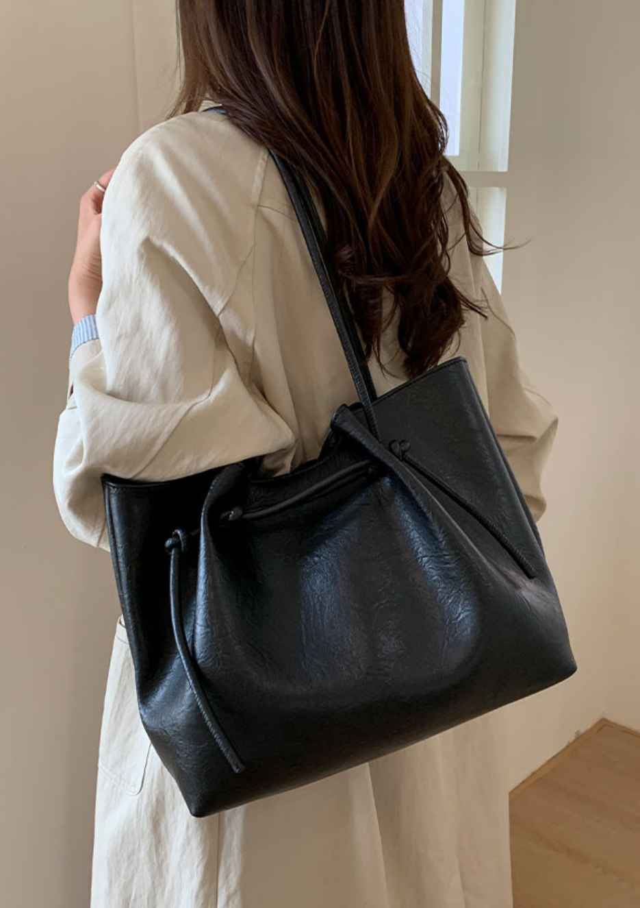 レザー調ストラップショルダーバッグポーチ付 | 詳細画像20