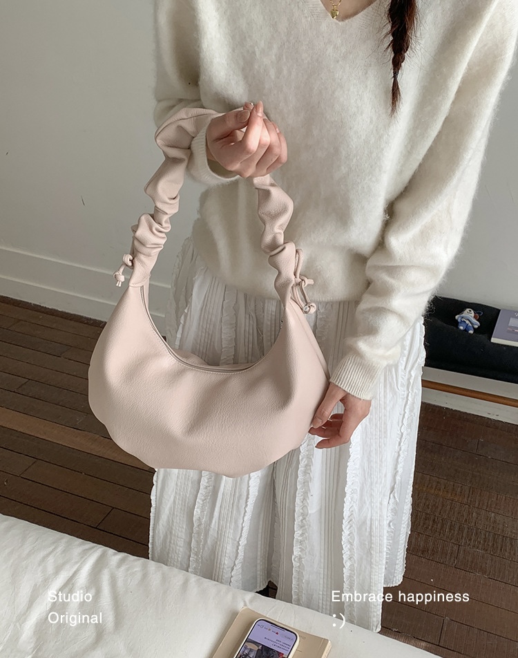 レザー調ジップアップストラップシャーリングショルダーバッグ | 詳細画像3