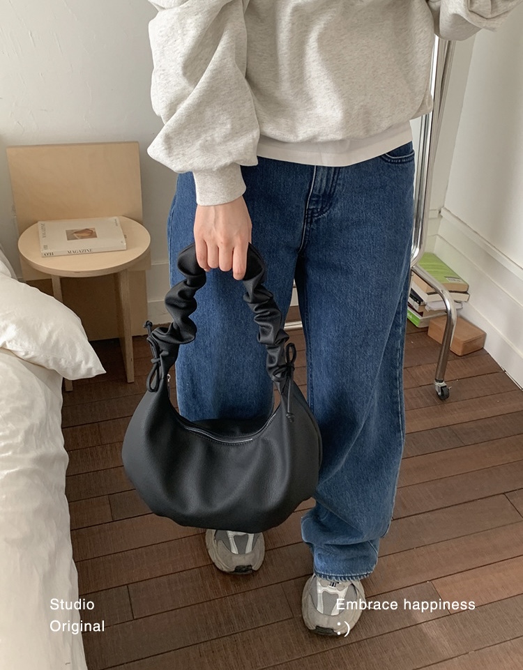 レザー調ジップアップストラップシャーリングショルダーバッグ | 詳細画像12