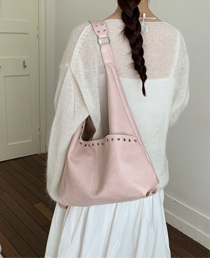 レザー調スタッズショルダーバッグ | 詳細画像2