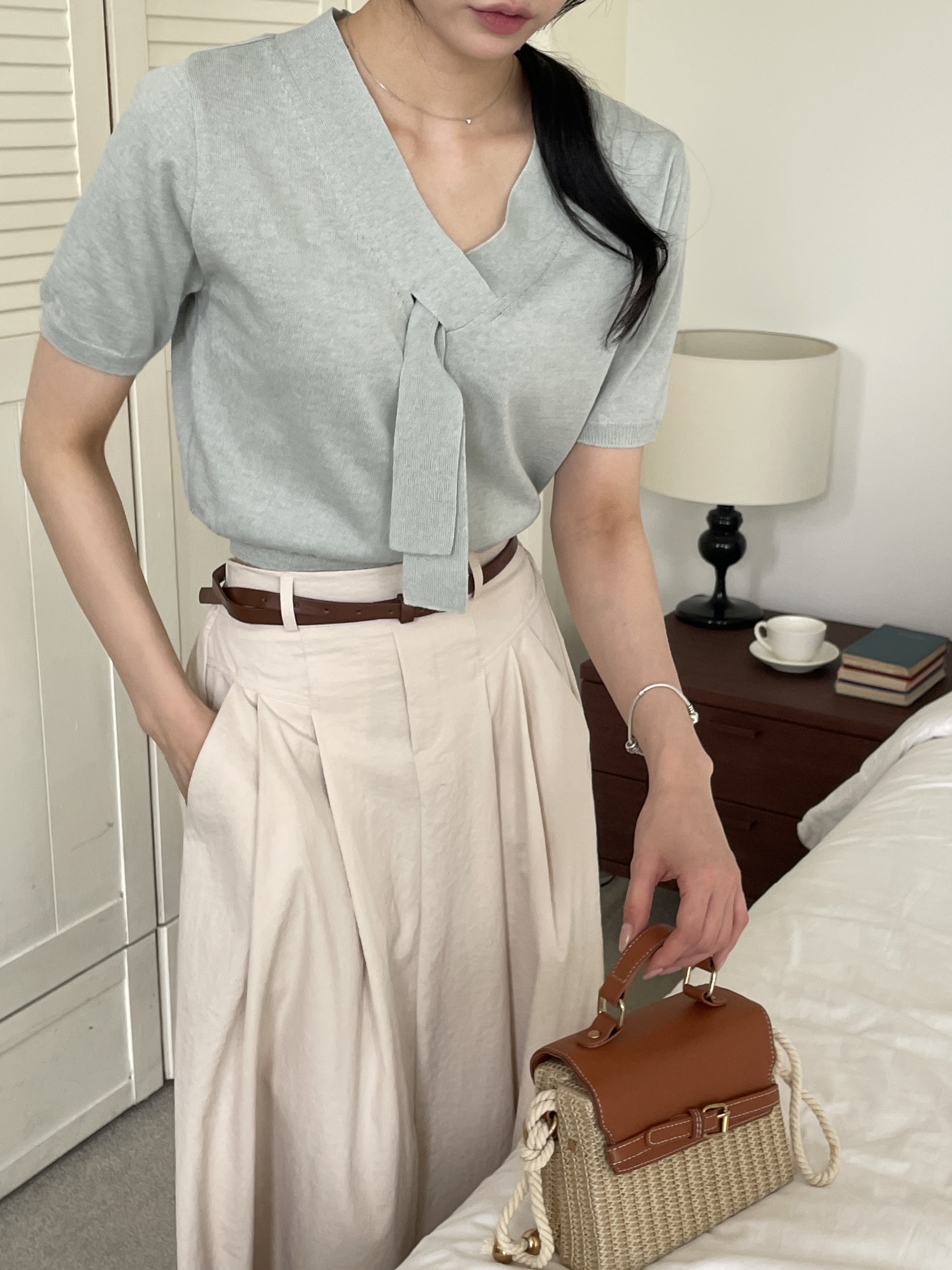 リネン混ボウタイVネック半袖ニット | 詳細画像2