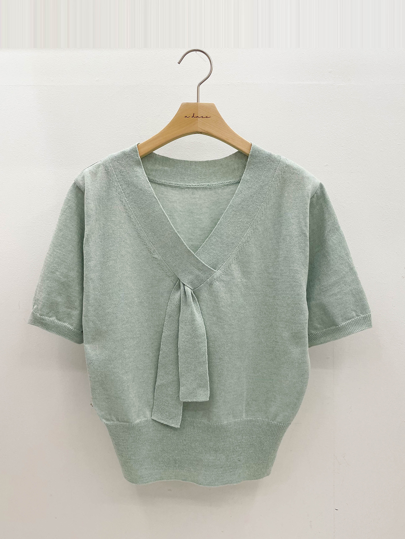 リネン混ボウタイVネック半袖ニット | 詳細画像16