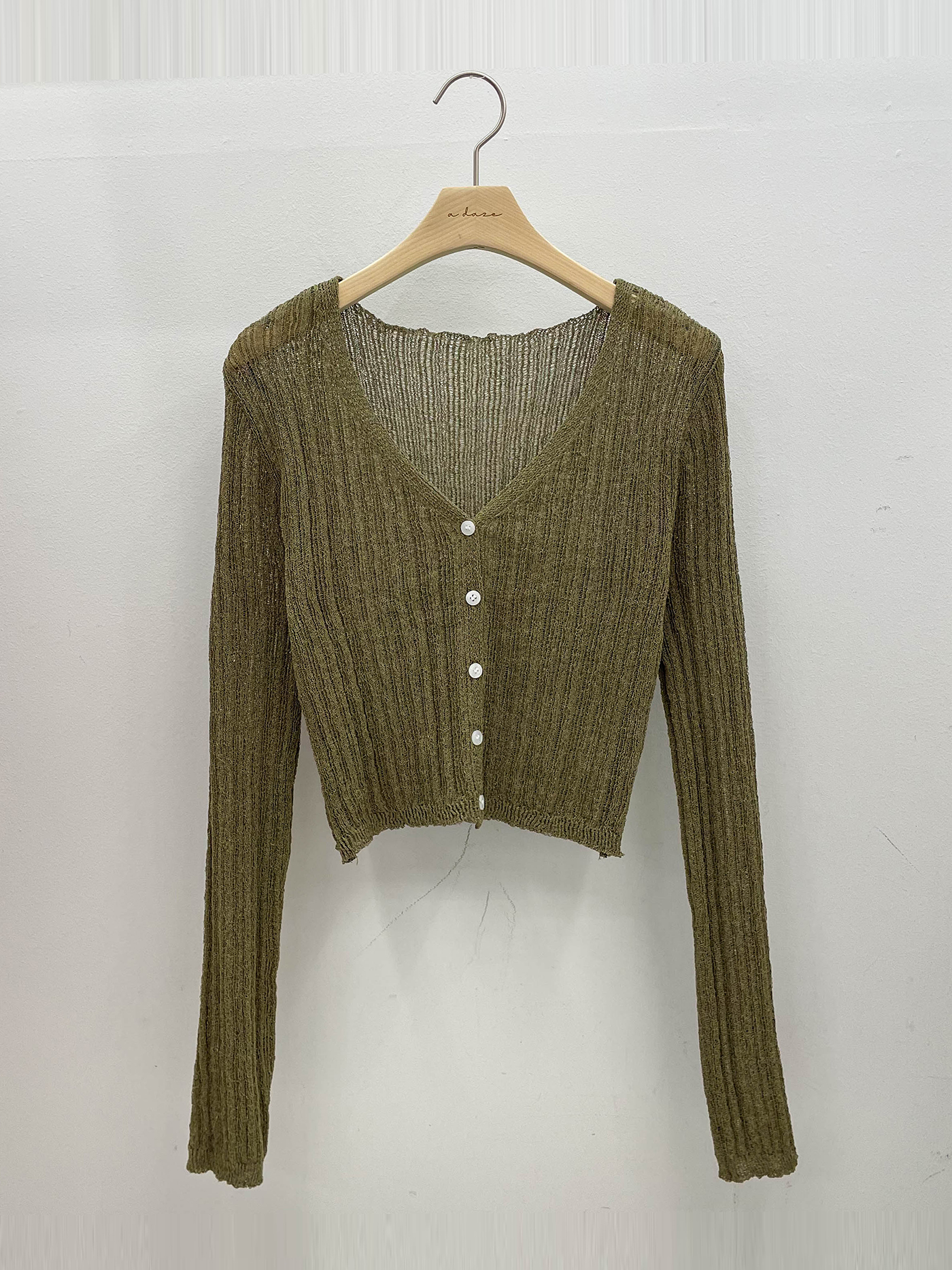 ブークレVネッククロップド長袖カーディガン | 詳細画像16