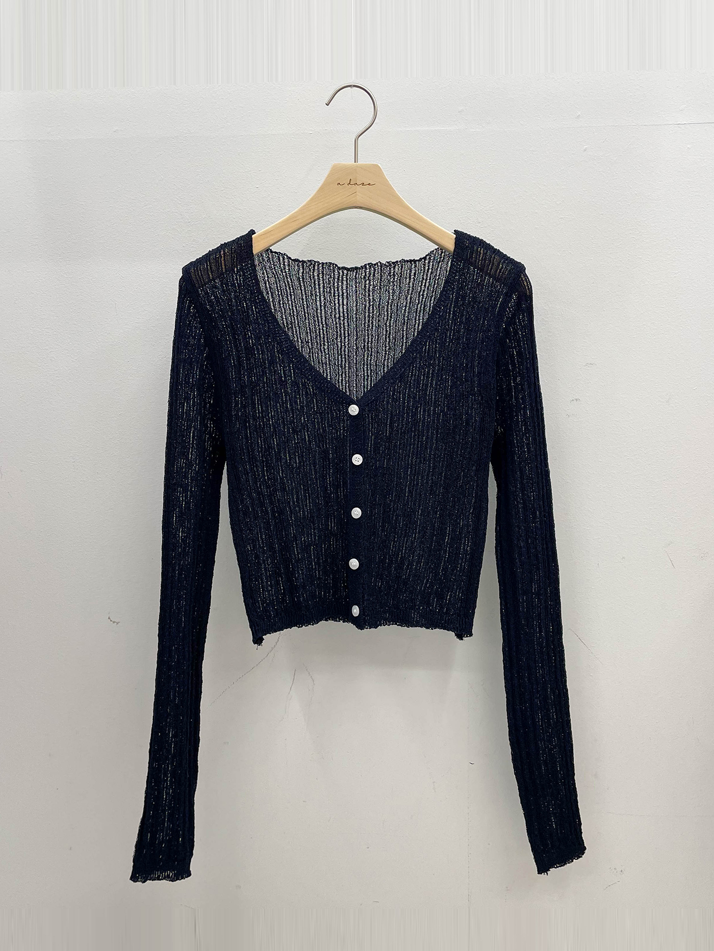 ブークレVネッククロップド長袖カーディガン | 詳細画像18