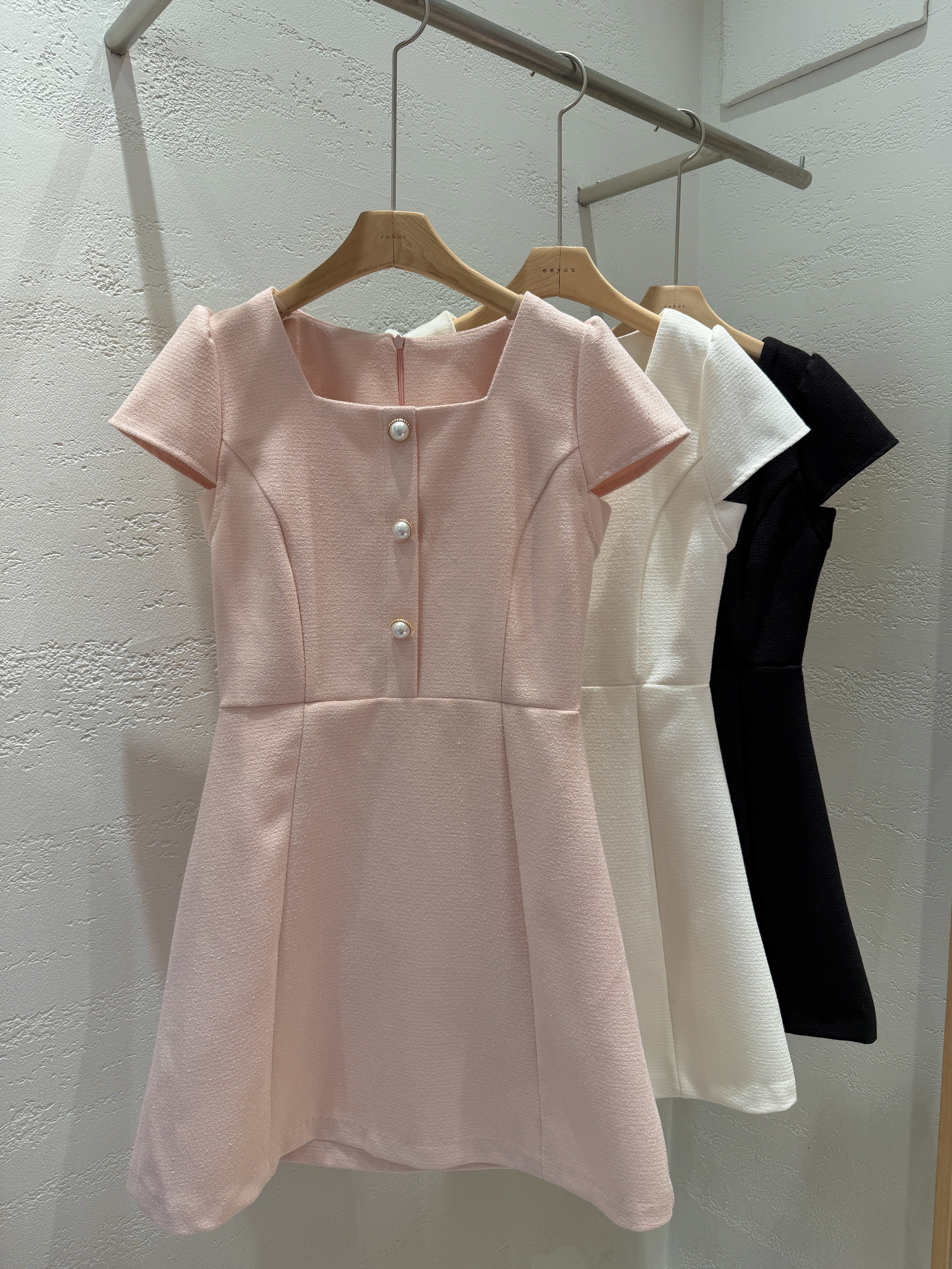 ラインパフスリーブキャップスリーブ半袖Aラインフェイクボタンミニ無地ワンピース | 詳細画像22