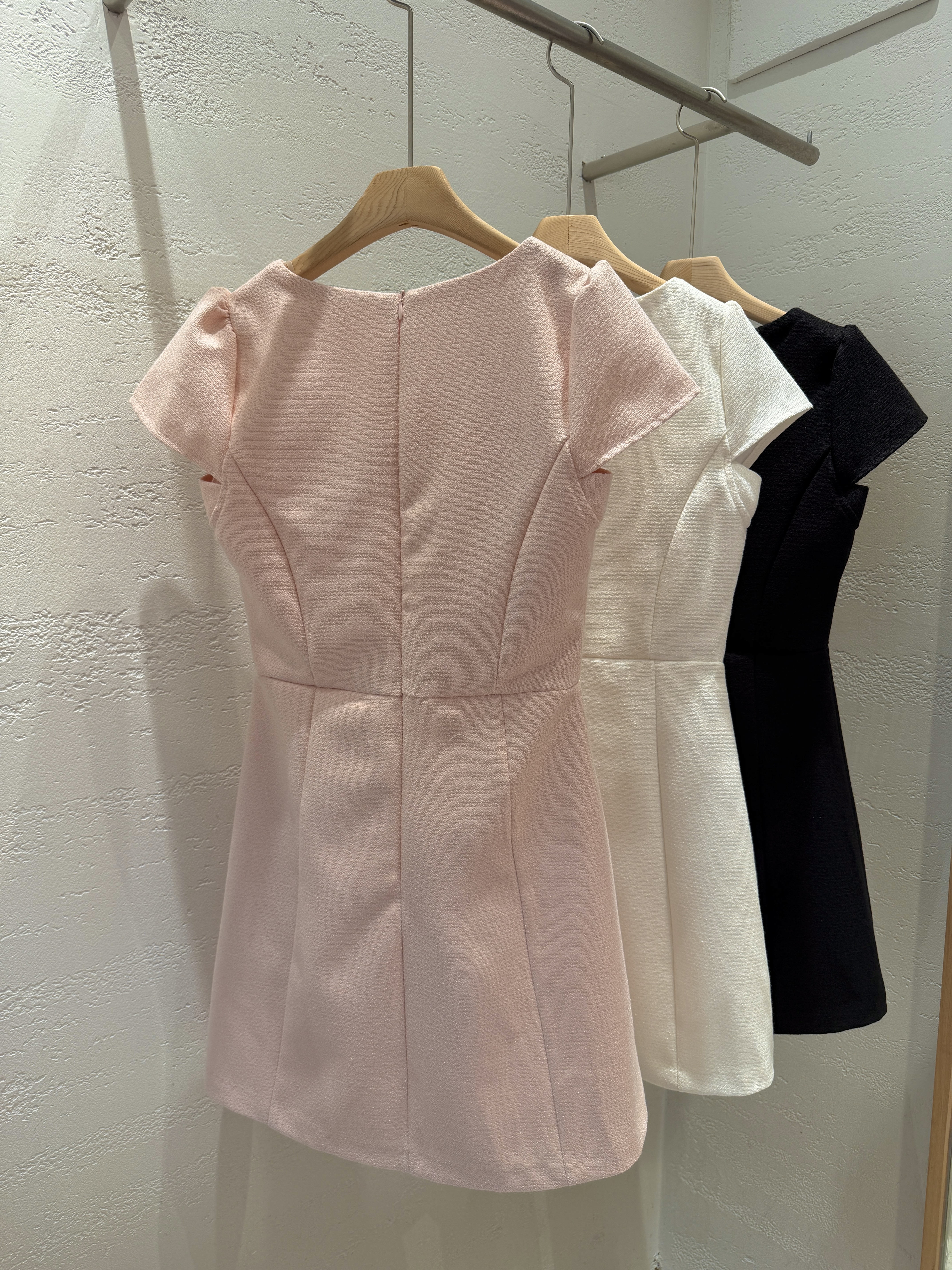 ラインパフスリーブキャップスリーブ半袖Aラインフェイクボタンミニ無地ワンピース | 詳細画像24