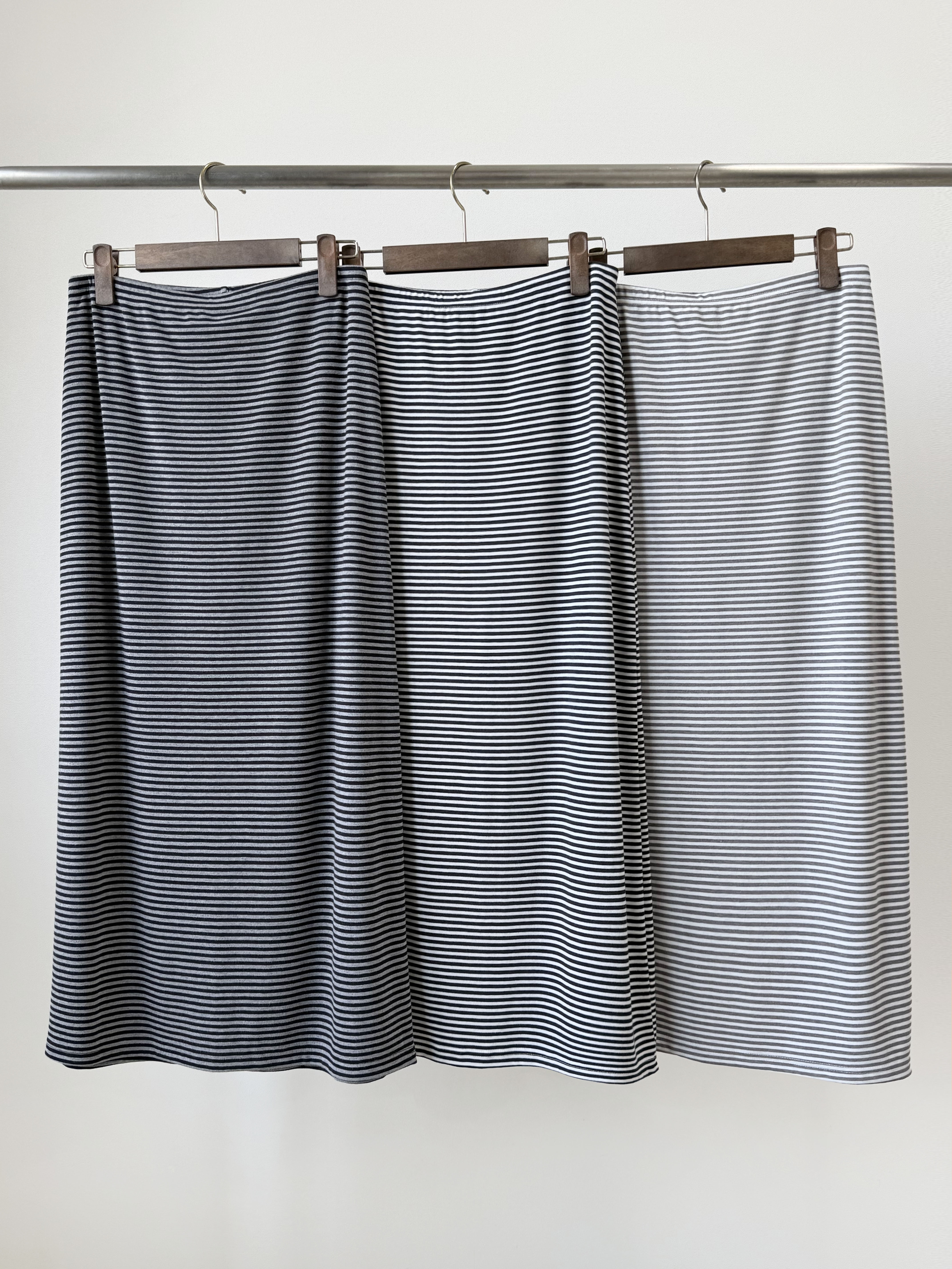 スリットスリムロングAラインボーダースカート | 詳細画像17