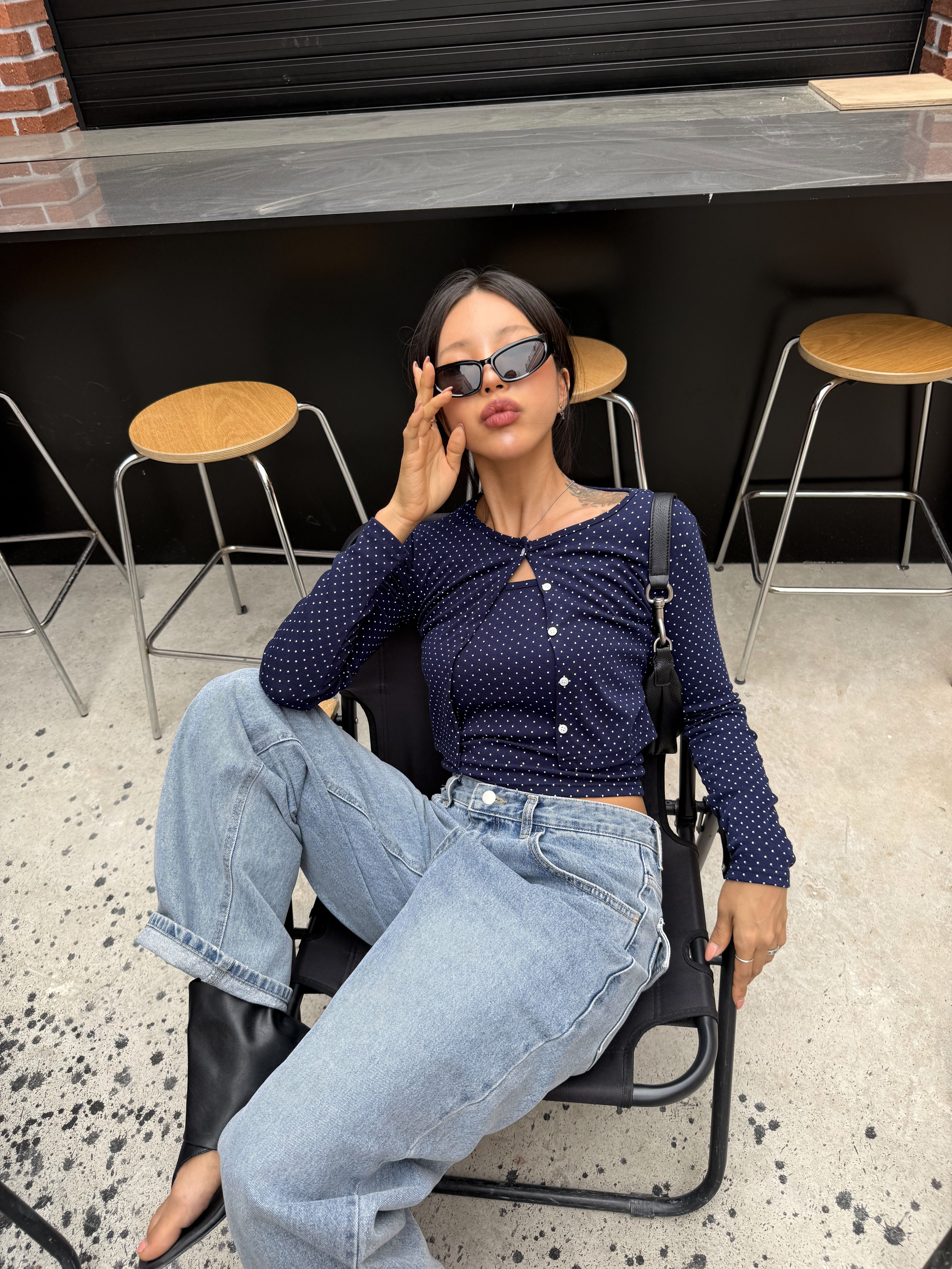 ボタンラウンドネッククロップドスリム長袖ドットカーディガンキャミソールアンサンブル | 詳細画像7