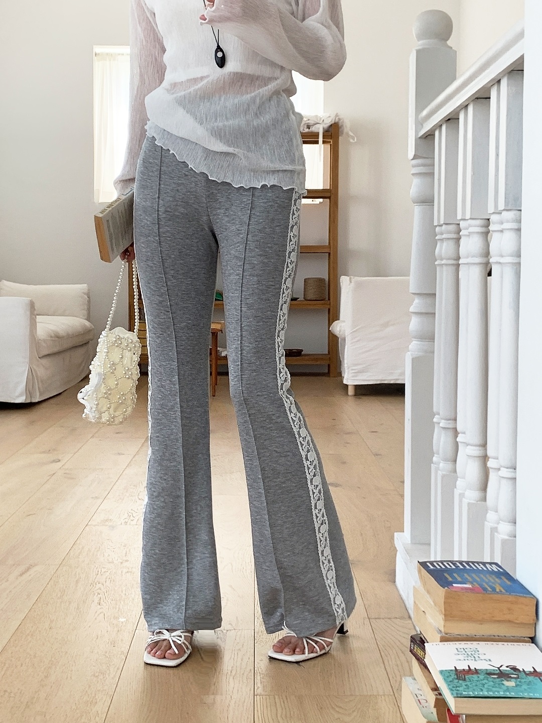 ピンタックラインウエストゴムスリムブーツカットレース配色パンツ | 詳細画像4