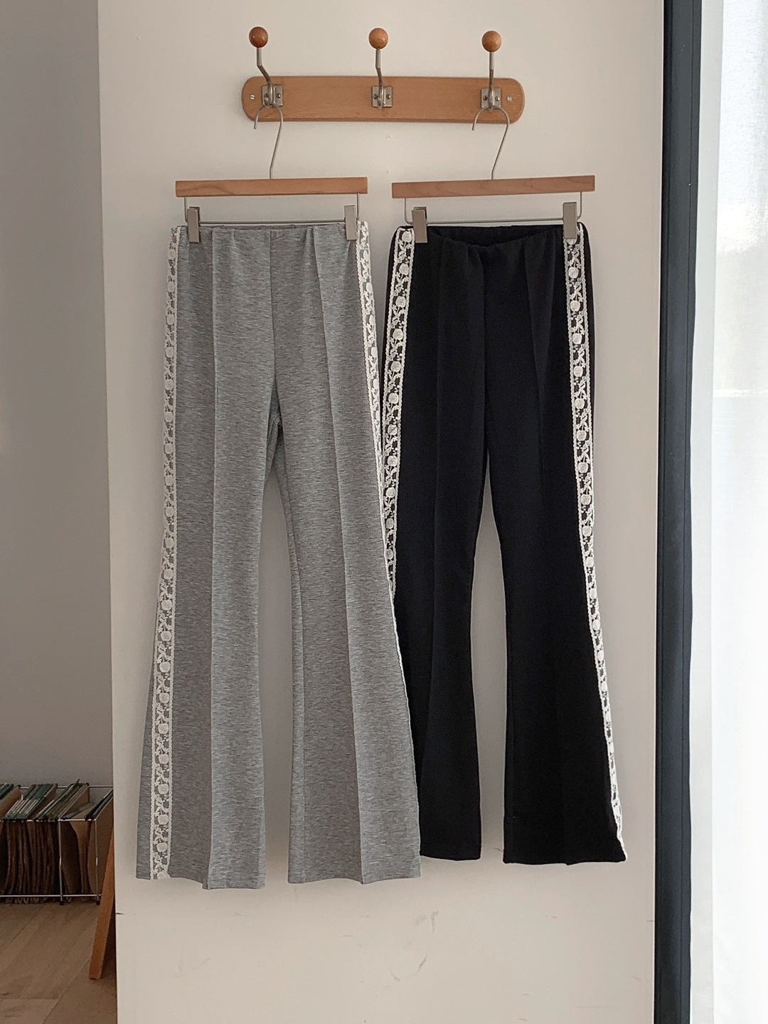 ピンタックラインウエストゴムスリムブーツカットレース配色パンツ | 詳細画像13