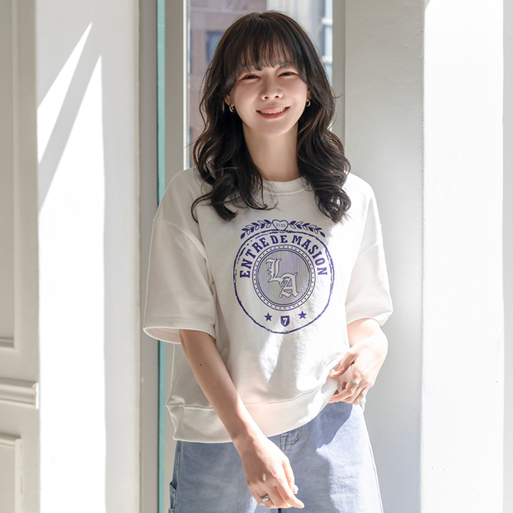 ラウンドネック半袖ベーシックロゴTシャツ | レディースファッション