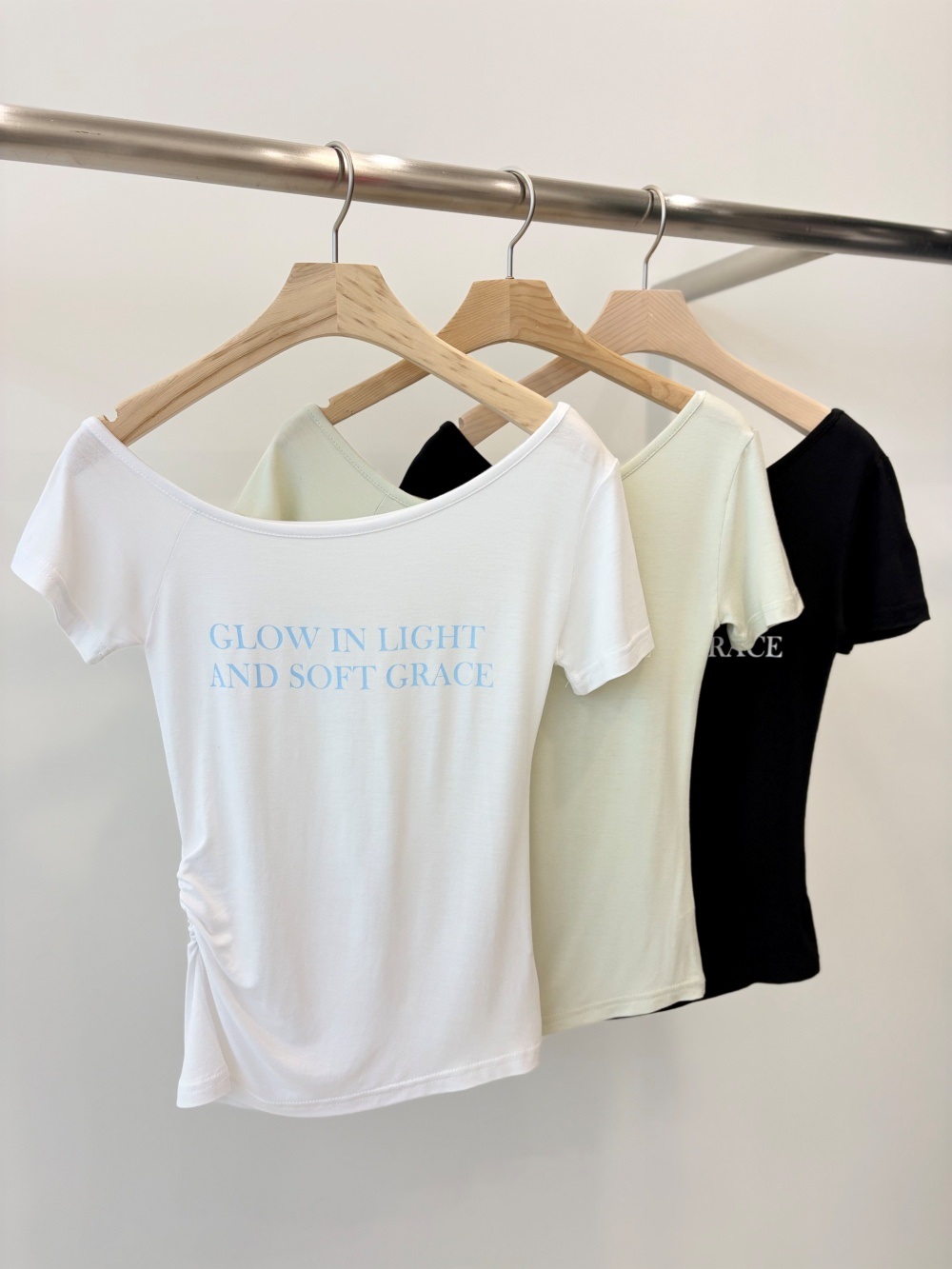 ワンショルダーベーシックスリム半袖ロゴTシャツ | 詳細画像11