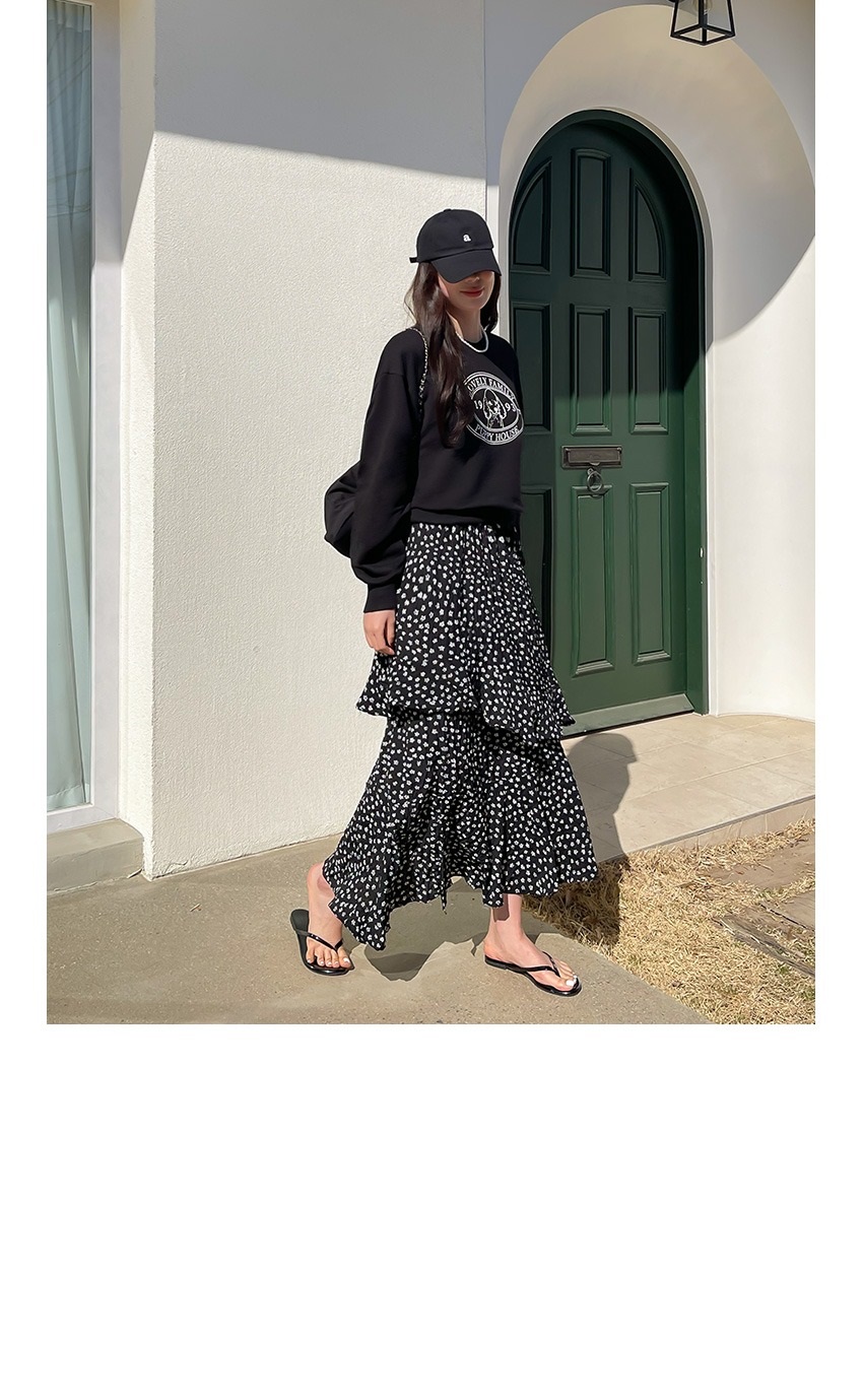 フリルティアードウエストゴムスリムロング小花柄スカート | 詳細画像8