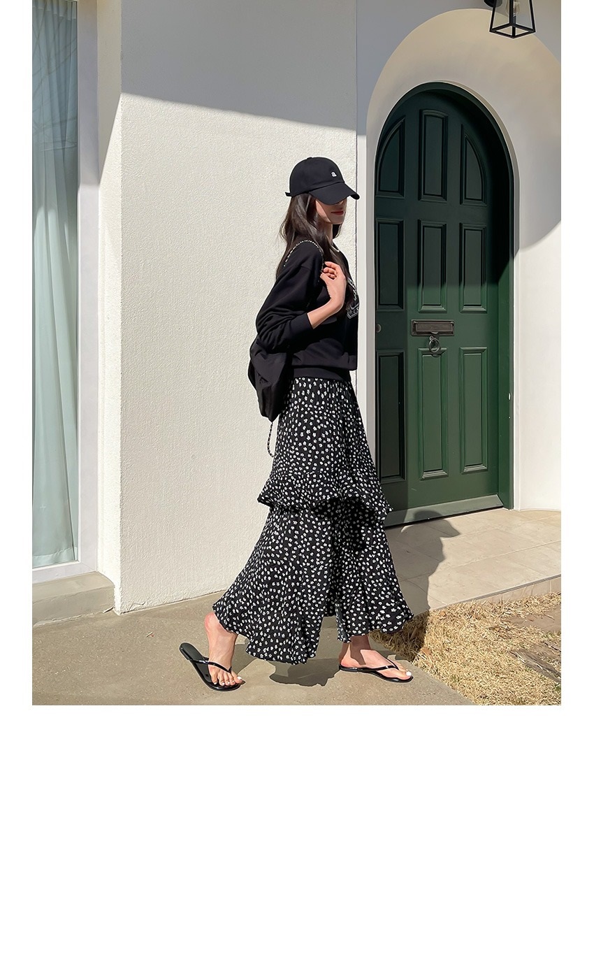 フリルティアードウエストゴムスリムロング小花柄スカート | 詳細画像9