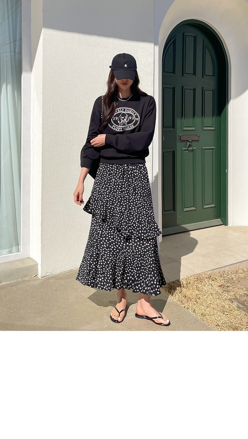 フリルティアードウエストゴムスリムロング小花柄スカート | 詳細画像10