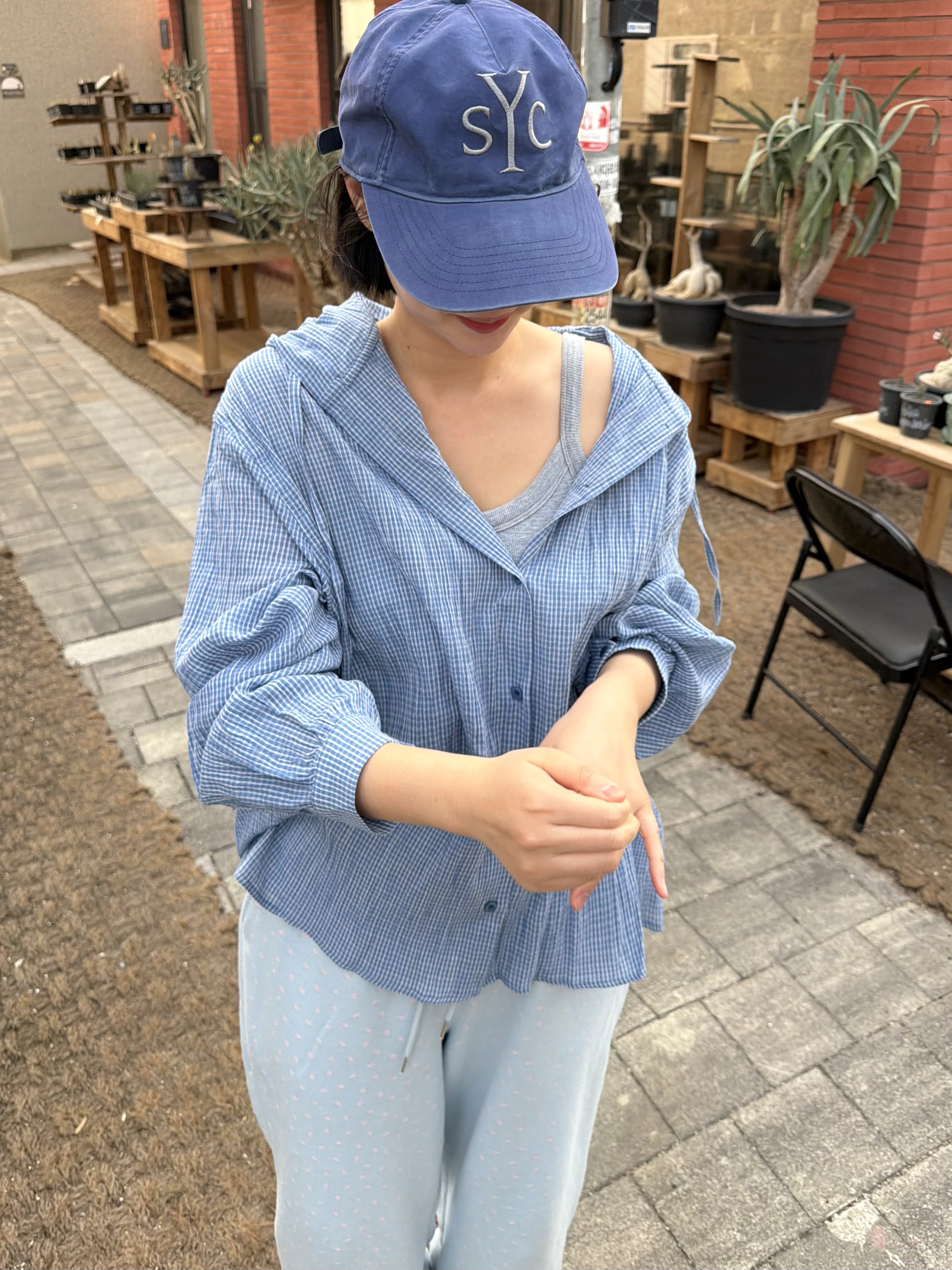 コットンボタンフードルーズ長袖チェックシャツ | 詳細画像11