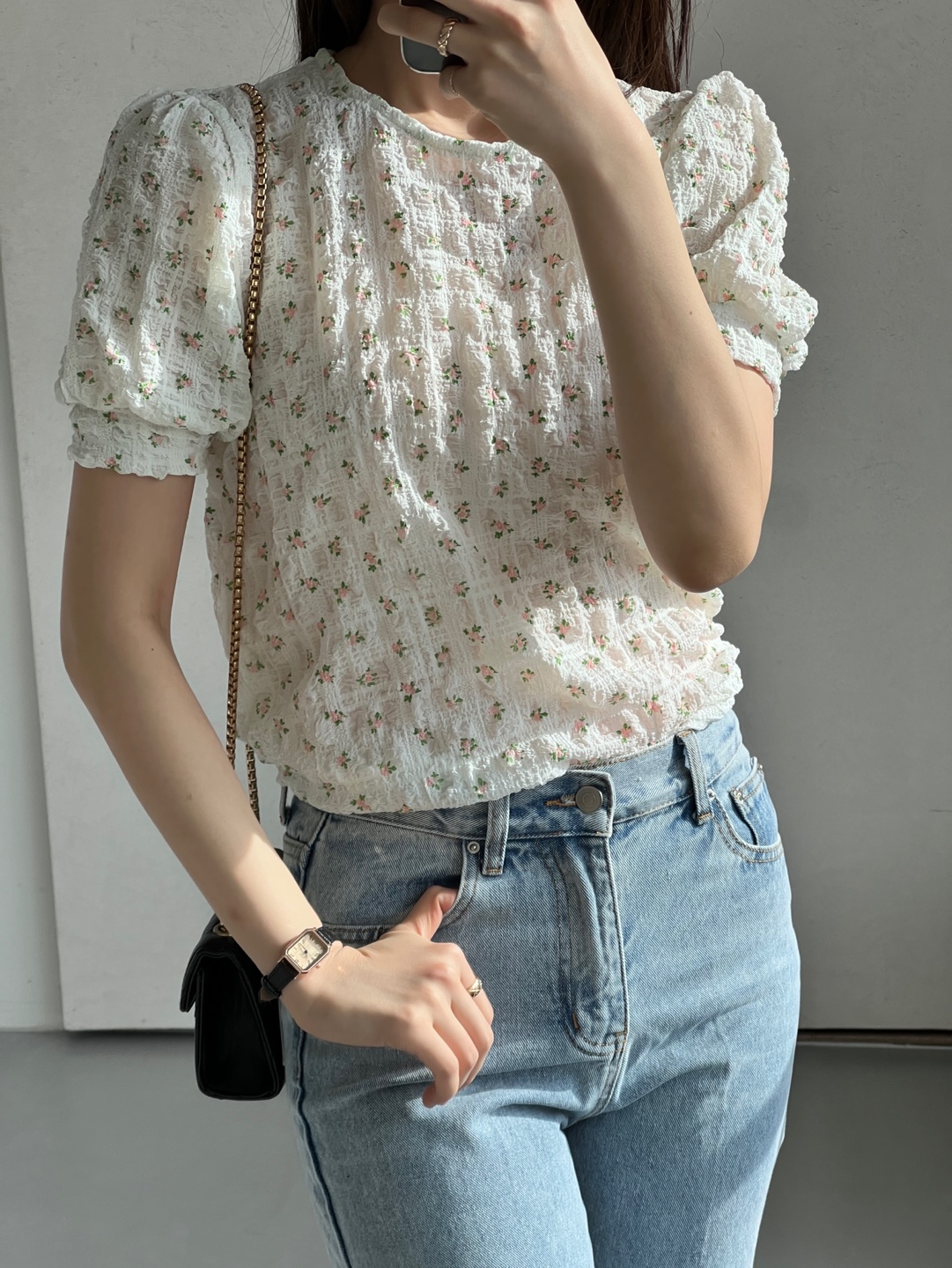 ベーシックパフスリーブ半袖小花柄ブラウス | 詳細画像2