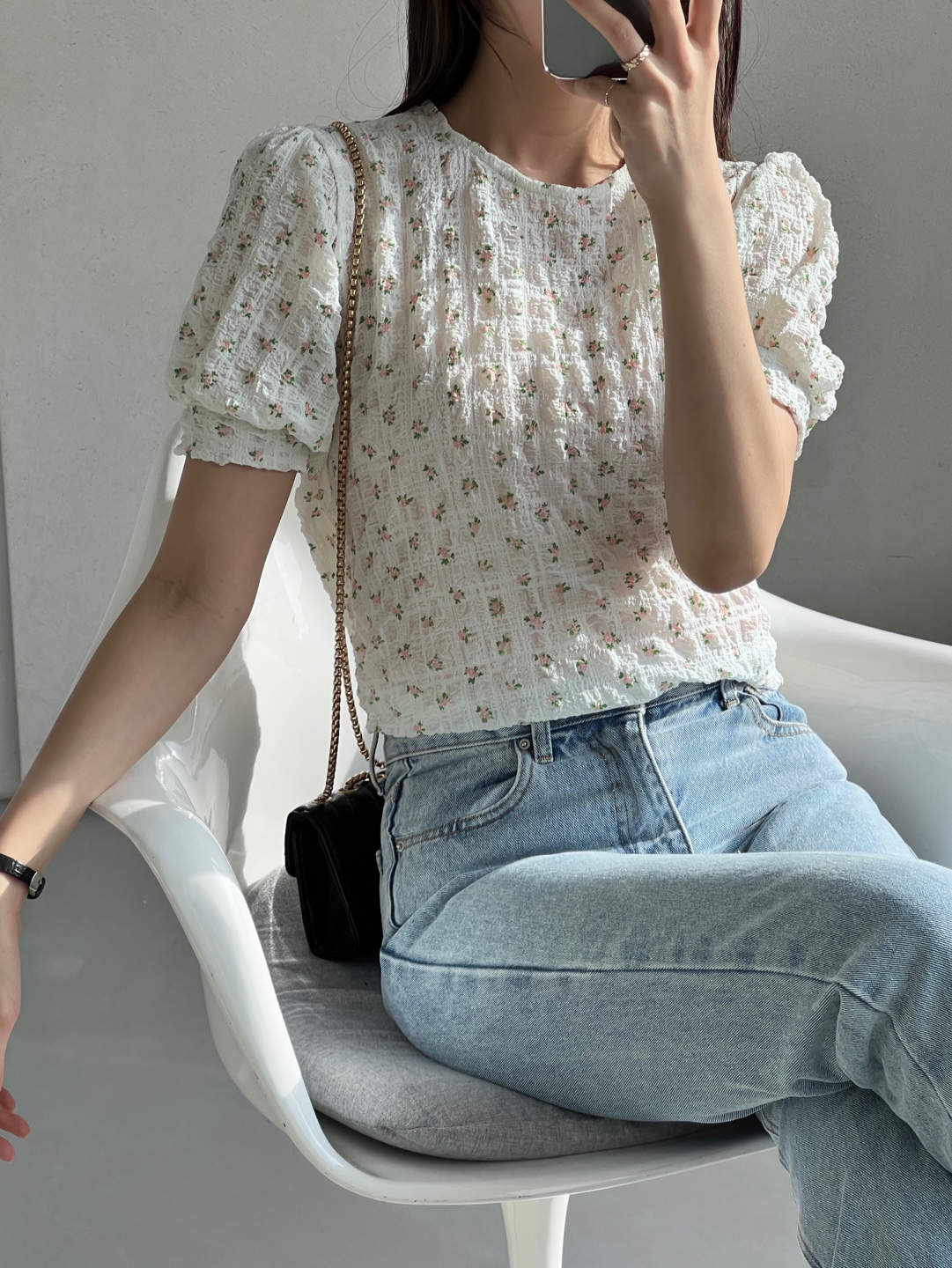 ベーシックパフスリーブ半袖小花柄ブラウス | 詳細画像3