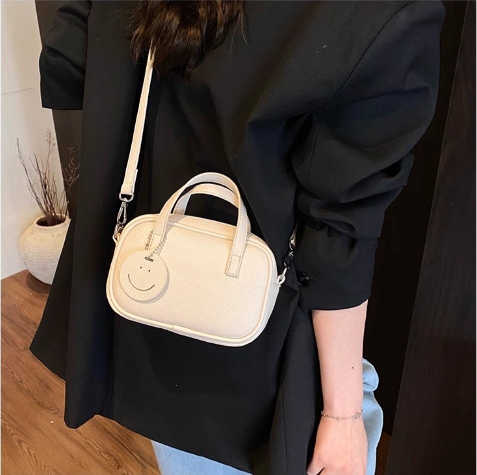 レザー調ミニショルダーバッグ | 詳細画像4