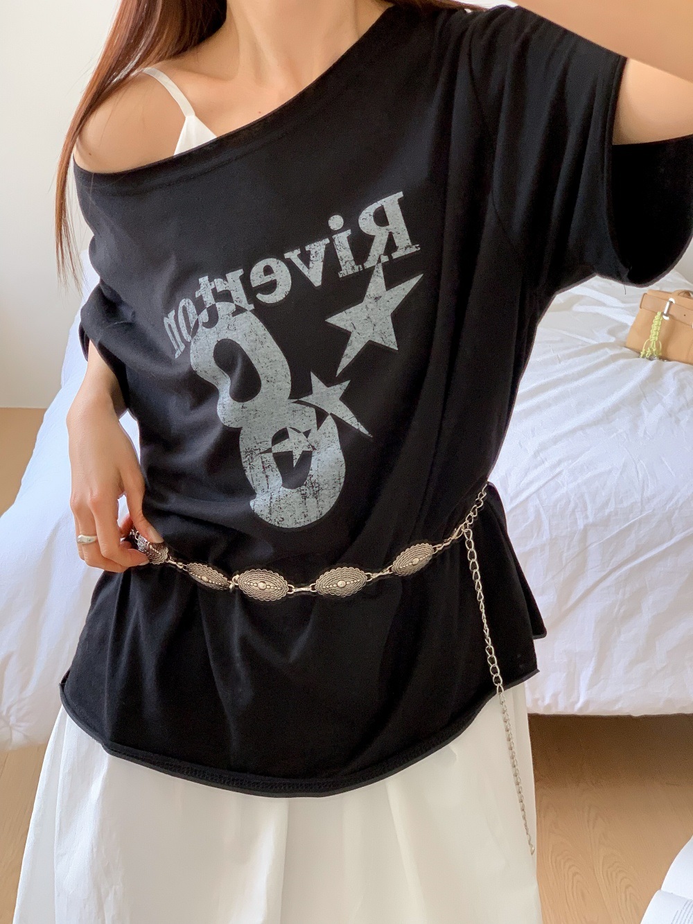コットンオフショルダーオーバーサイズボクシールーズ半袖レタリングナンバー星柄Tシャツ | 詳細画像11
