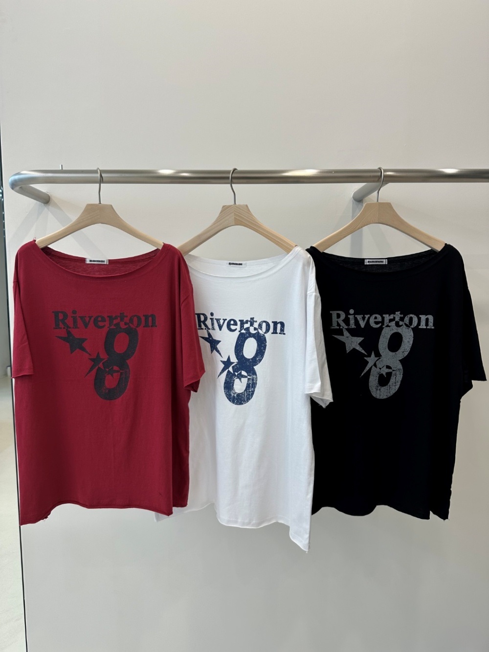 コットンオフショルダーオーバーサイズボクシールーズ半袖レタリングナンバー星柄Tシャツ | 詳細画像16