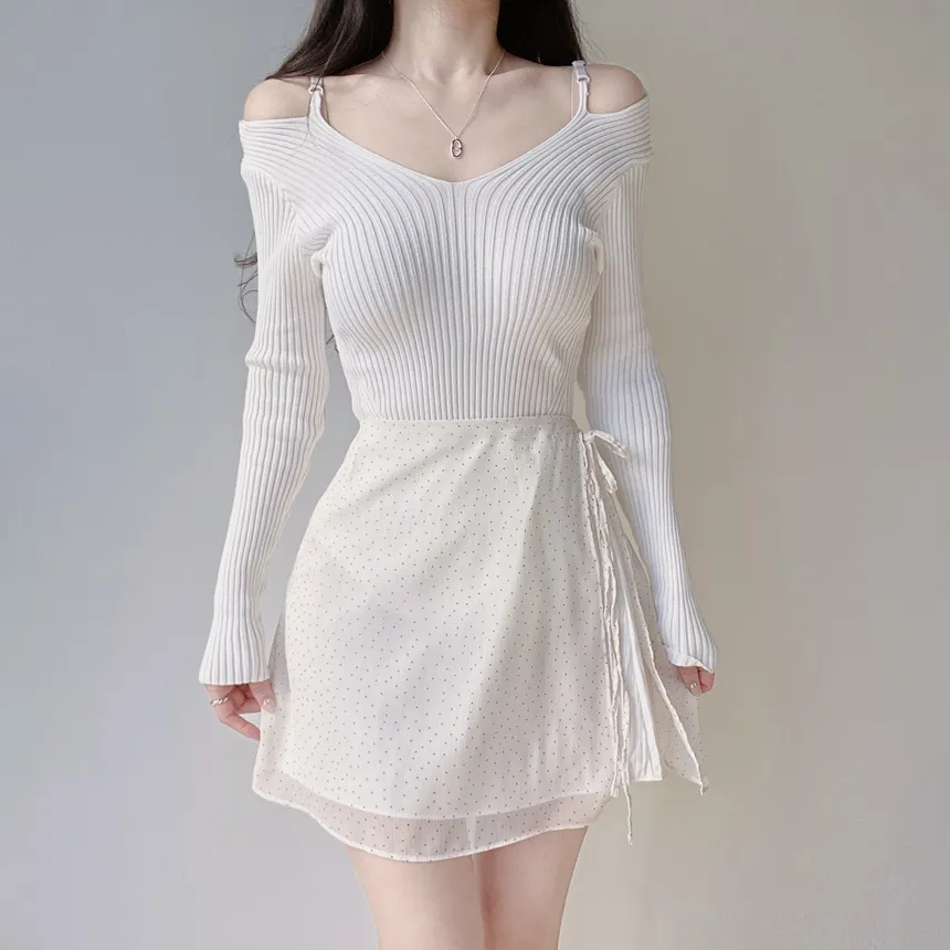 リブオフショルダーストラップ長袖Vネックニット | mirangmirang | 詳細画像14