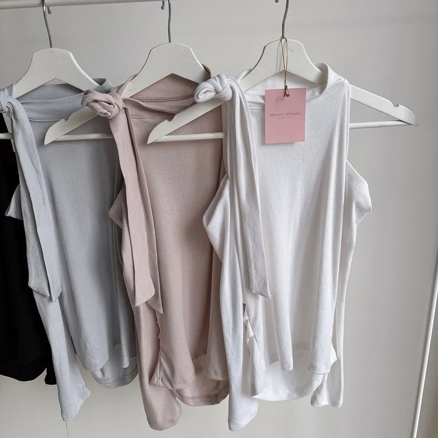 ホルターネックオープンショルダー長袖リボンTシャツ | mirangmirang | 詳細画像35