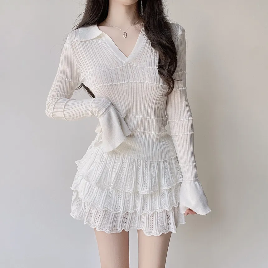 パンチングオープンカラー長袖ベルスリーブスリムニット | mirangmirang | 詳細画像2