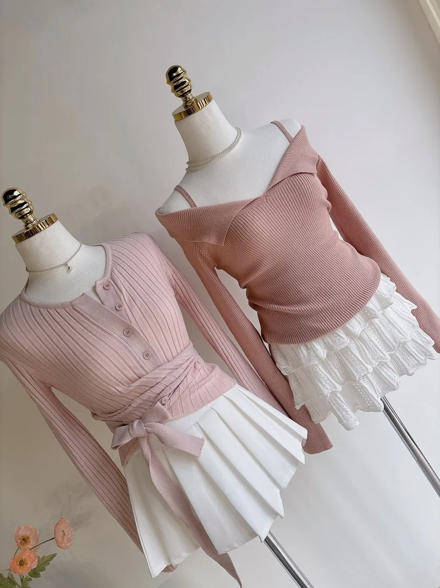 パンチングオープンカラー長袖ベルスリーブスリムニット | mirangmirang | 詳細画像53