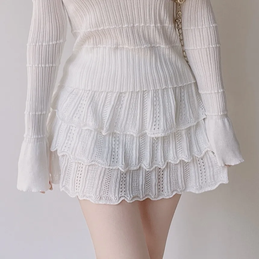 パンチングオープンカラー長袖ベルスリーブスリムニット | mirangmirang | 詳細画像63