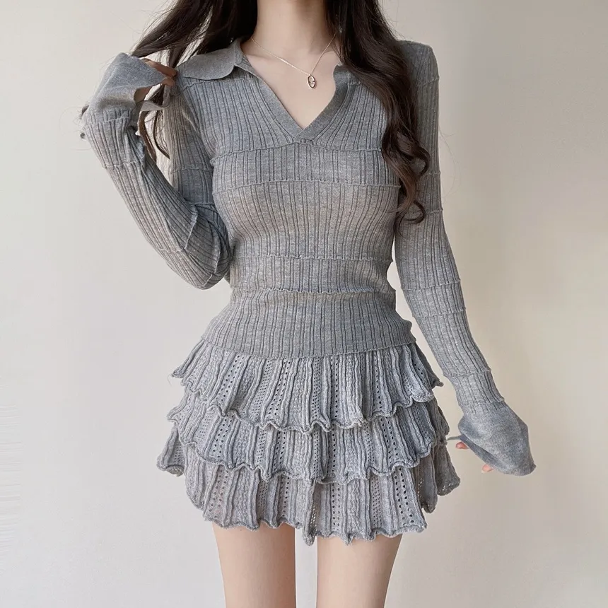 パンチングオープンカラー長袖ベルスリーブスリムニット | mirangmirang | 詳細画像75