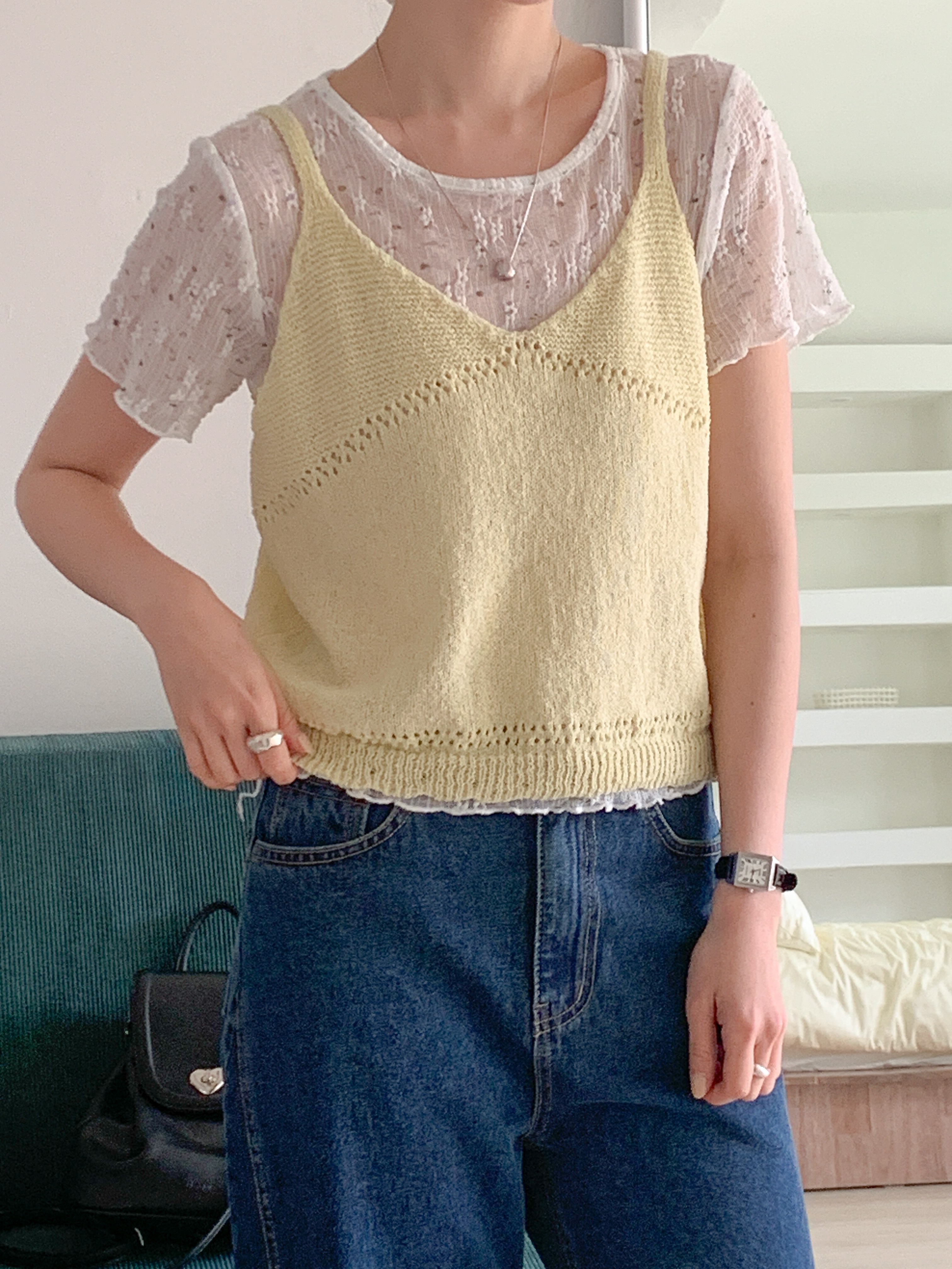 ラウンドネックVネックパンチングルーズ半袖小花柄Tシャツビスチェアンサンブル | 詳細画像18