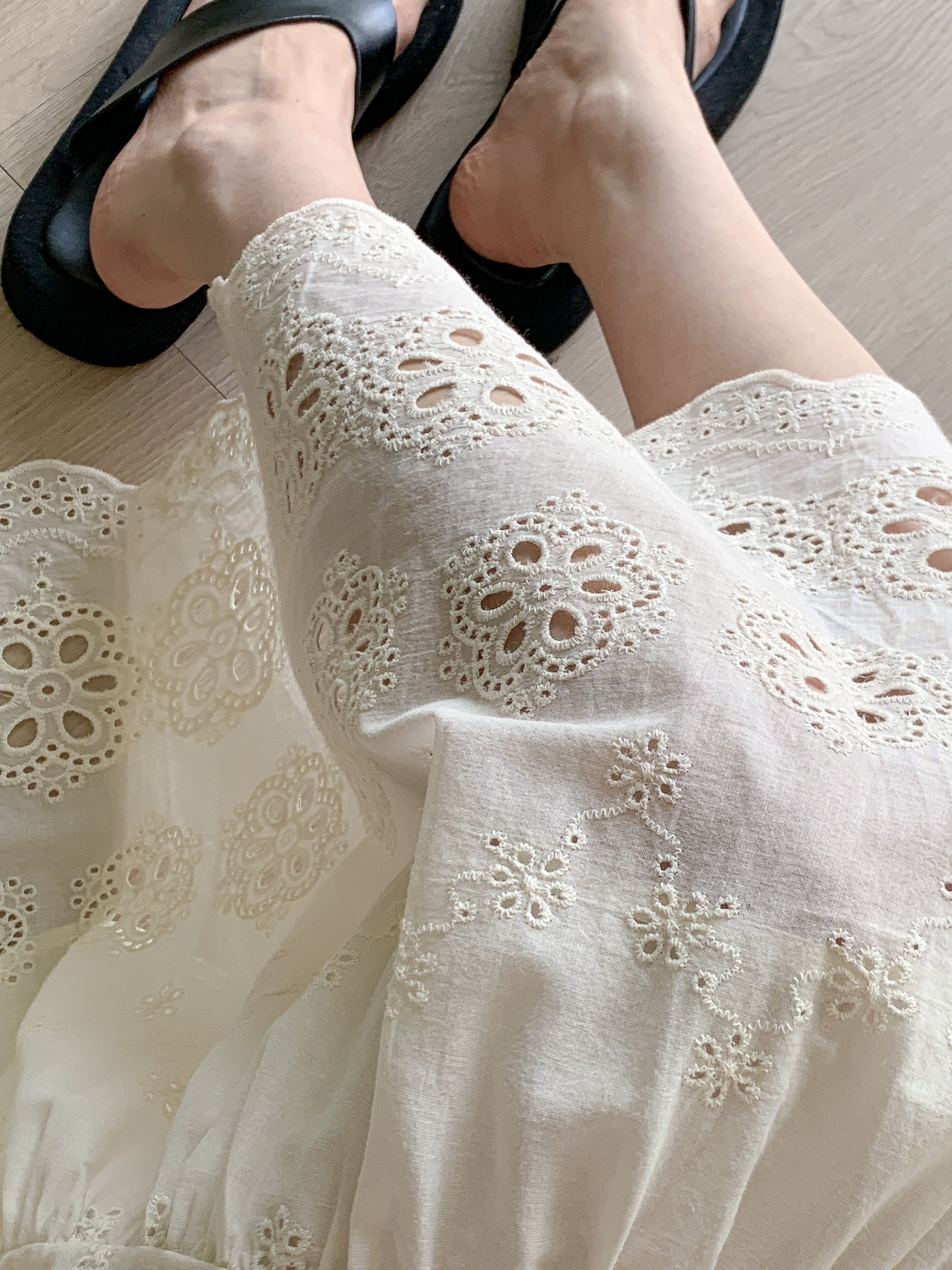 コットンシャーリングティアードパンチングウエストゴムロングAライン花柄スカート | 詳細画像6