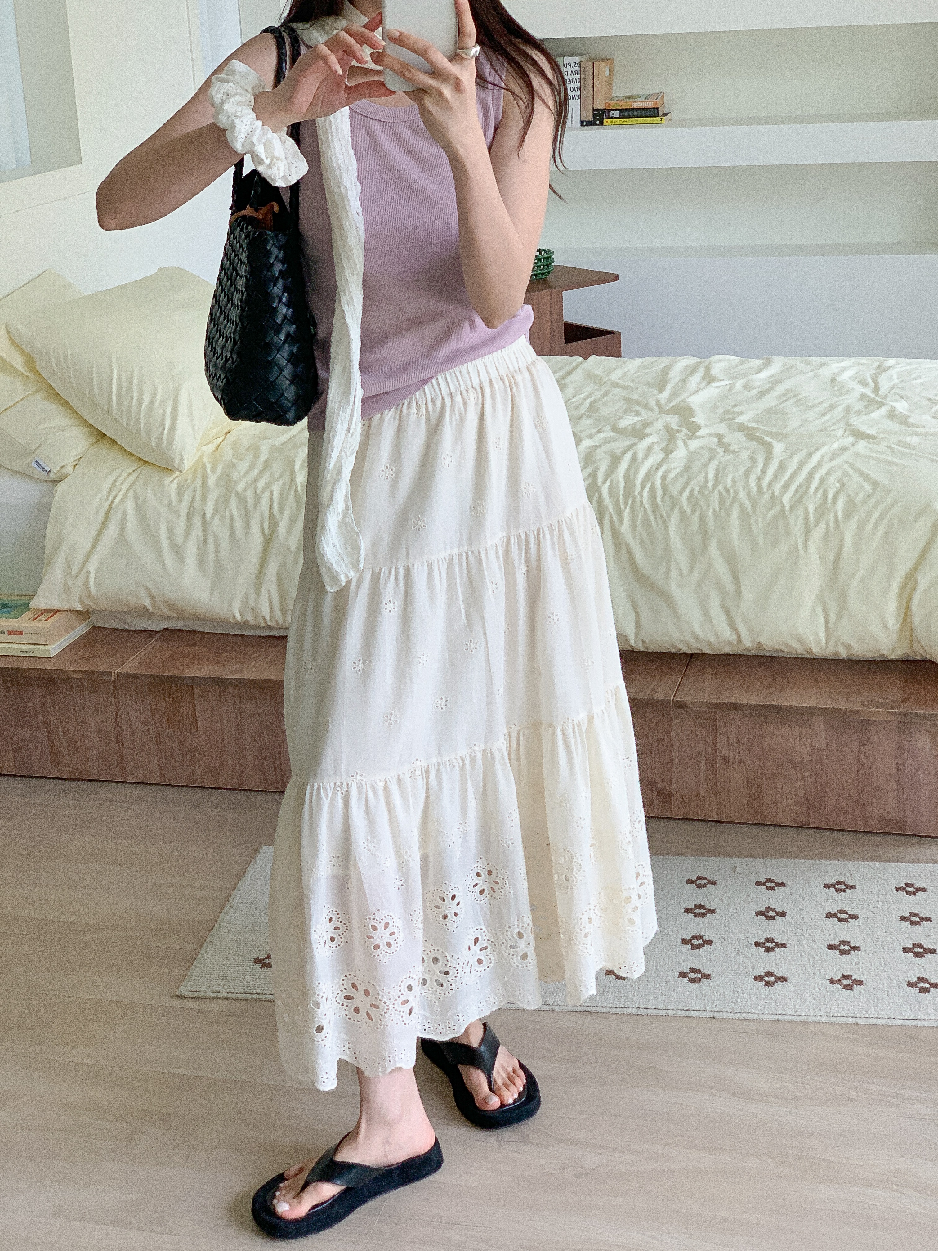 コットンシャーリングティアードパンチングウエストゴムロングAライン花柄スカート | 詳細画像9