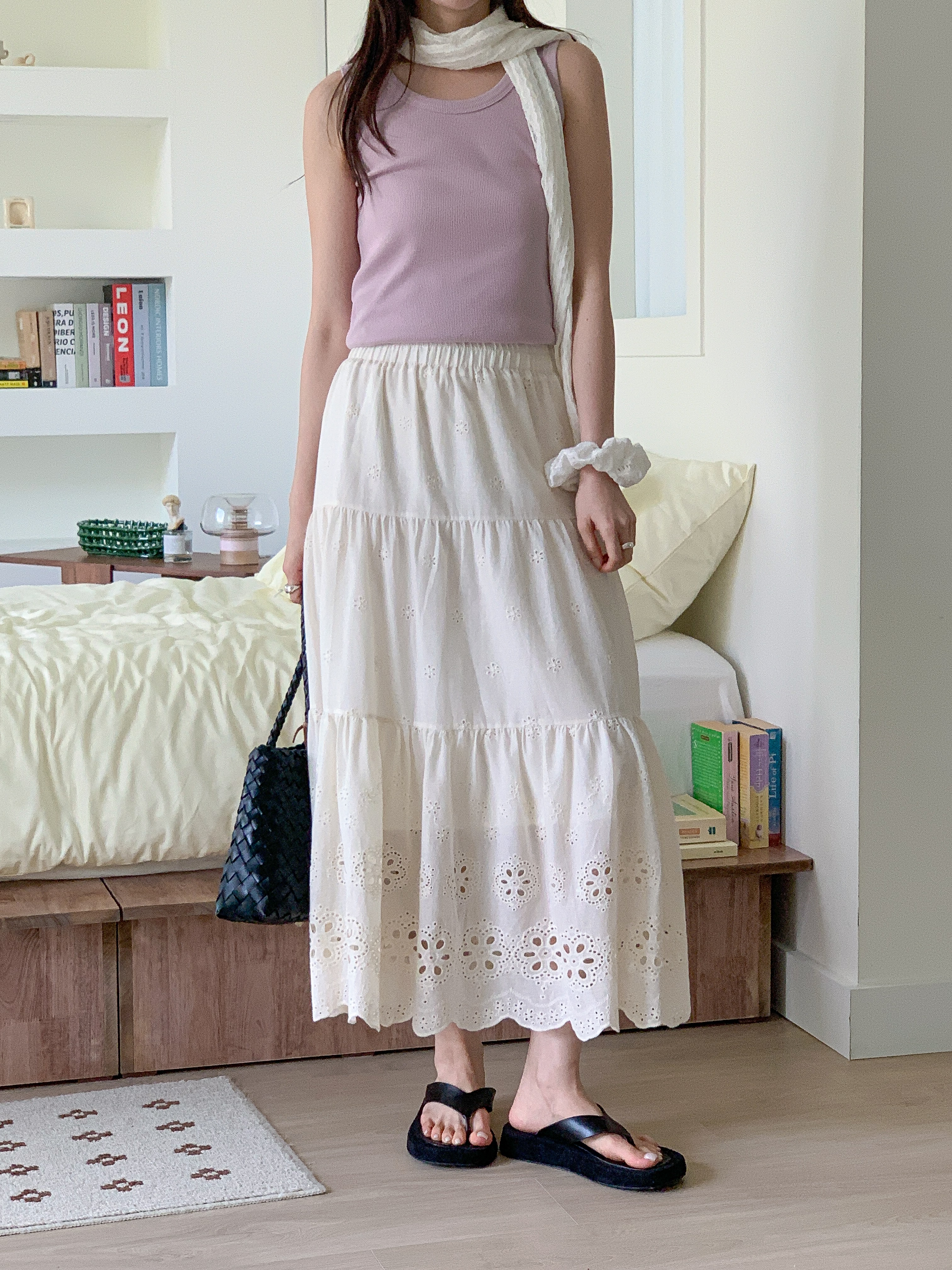 コットンシャーリングティアードパンチングウエストゴムロングAライン花柄スカート | 詳細画像10