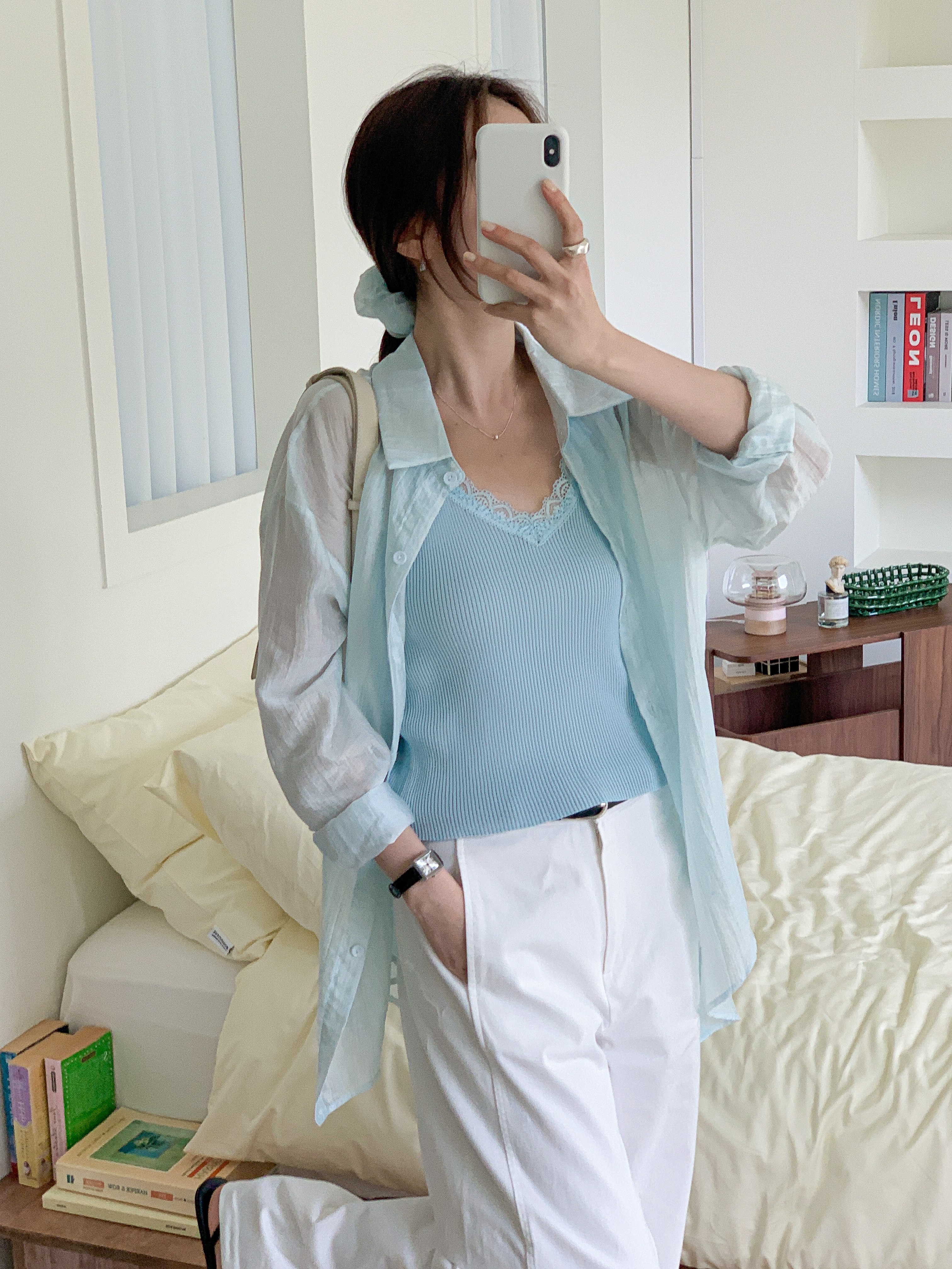 リブレースボタンカラーVネックリンクルルーズ長袖ボタンスリーブドロップショルダー無地ブラウスキャミソールアンサンブルシュシュ付 | 詳細画像15