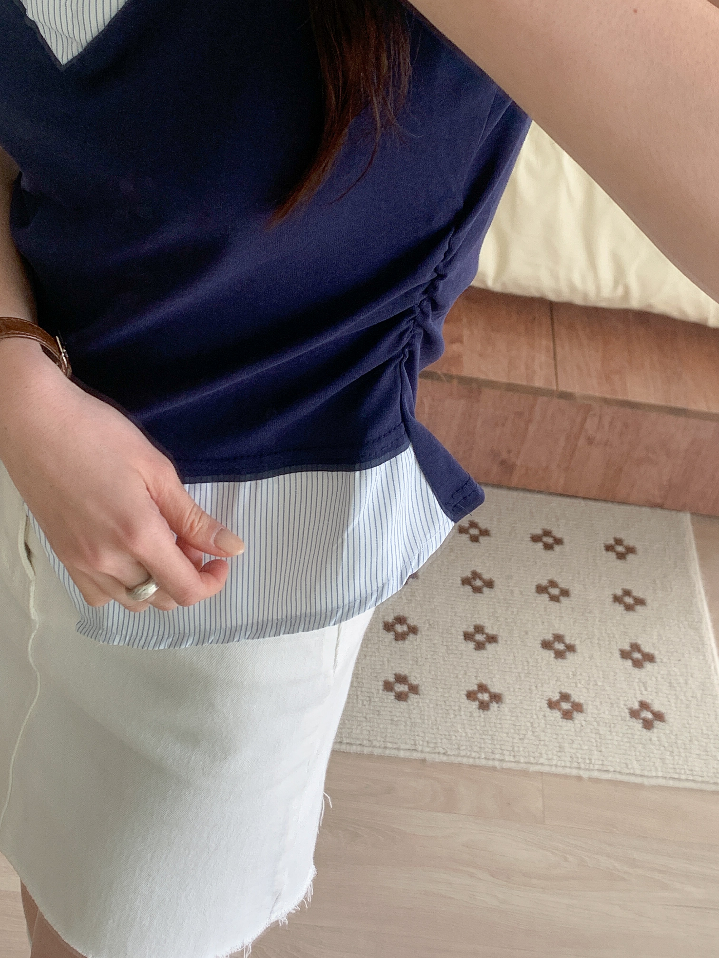 コンビカラースリムレイヤード風ハーフボタン半袖ストライプブラウス | 詳細画像3