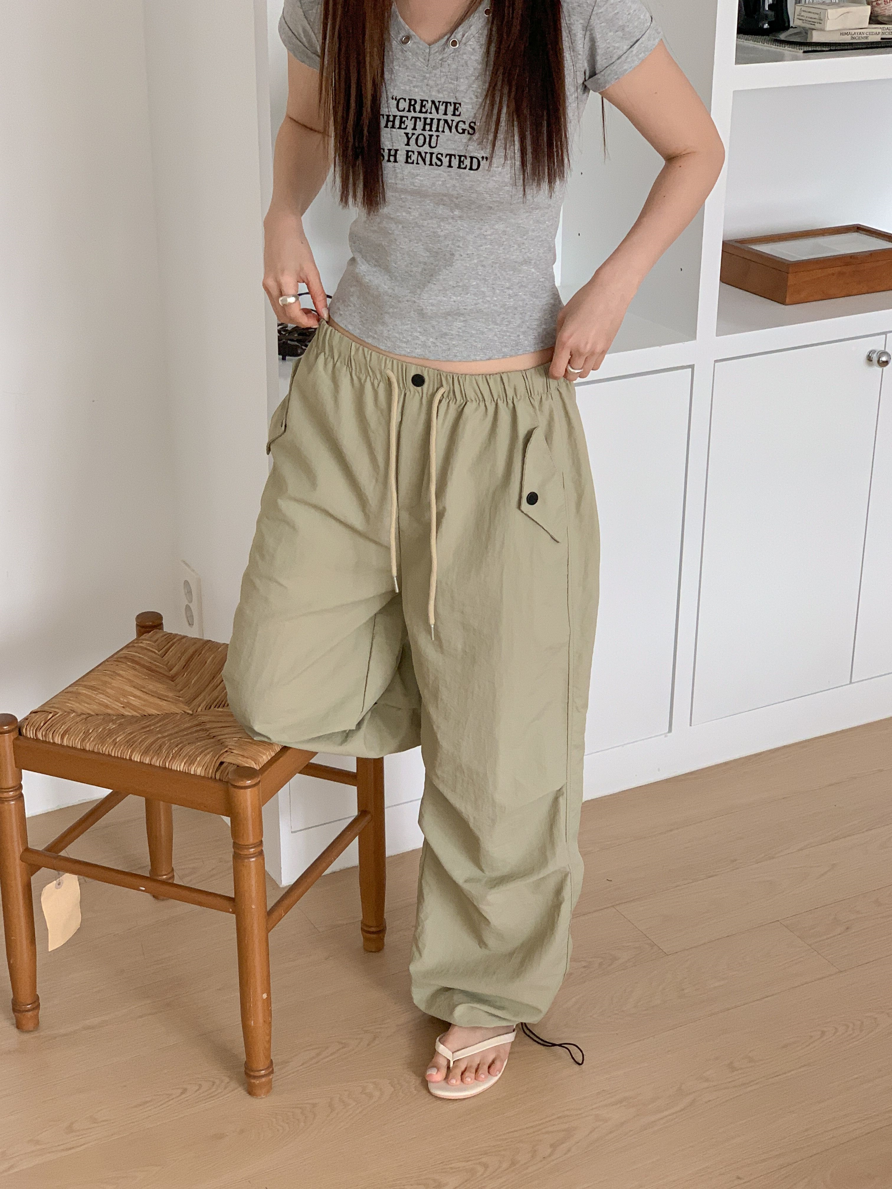 ドローストリングピンタックポケットウエストゴムワイドスナップボタンバックポケット無地パンツ | 詳細画像4