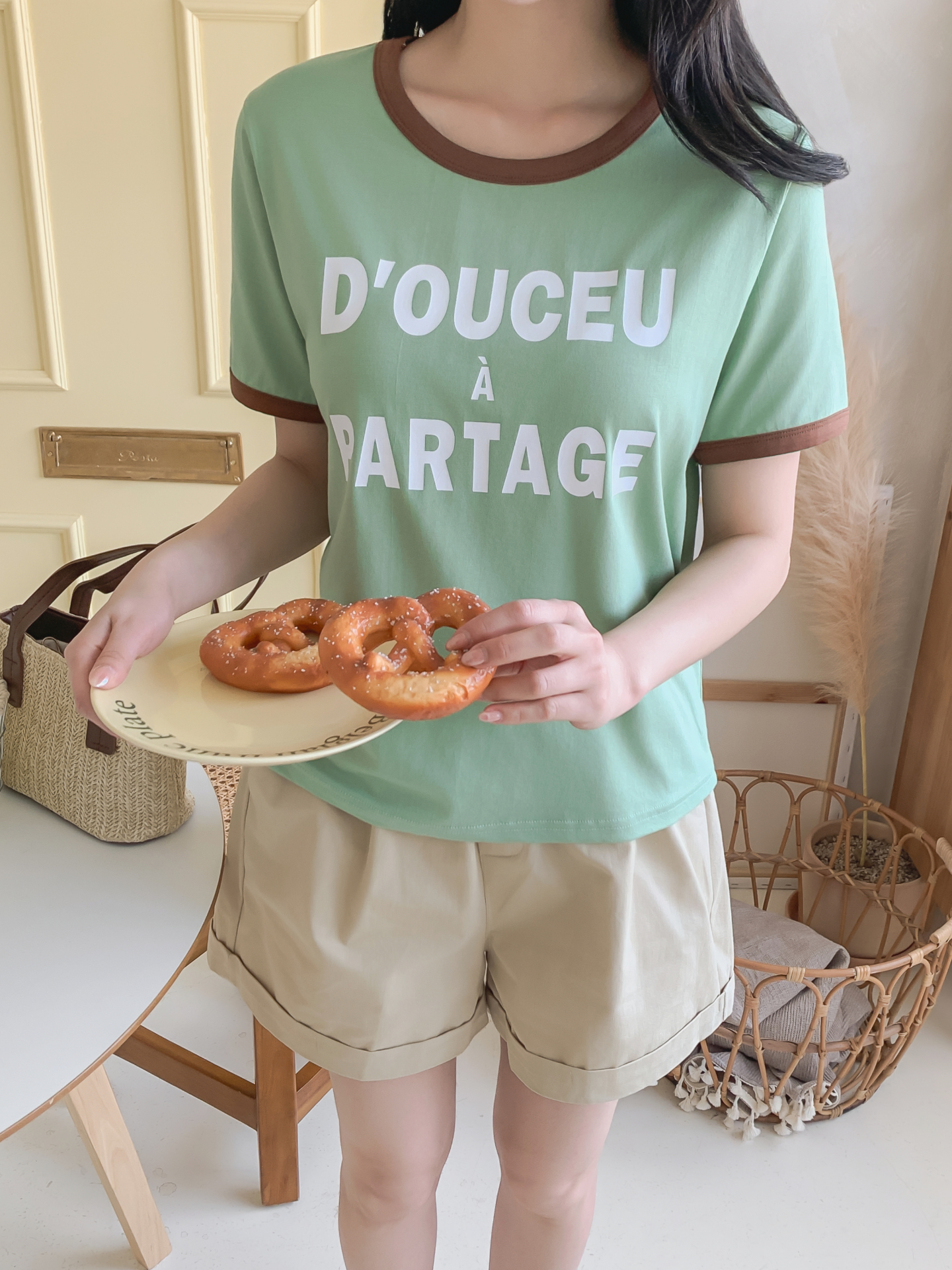 ラウンドネックベーシック半袖レタリング配色ラインTシャツ | 詳細画像18