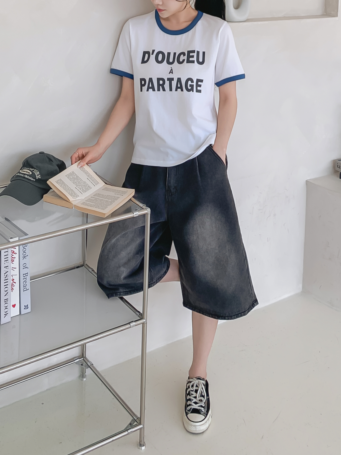 ラウンドネックベーシック半袖レタリング配色ラインTシャツ | 詳細画像2
