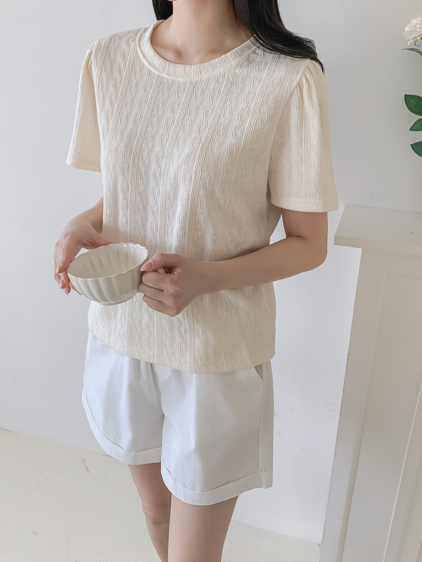 ラウンドネックパフスリーブ半袖ギャザーケーブルブラウス | 詳細画像4