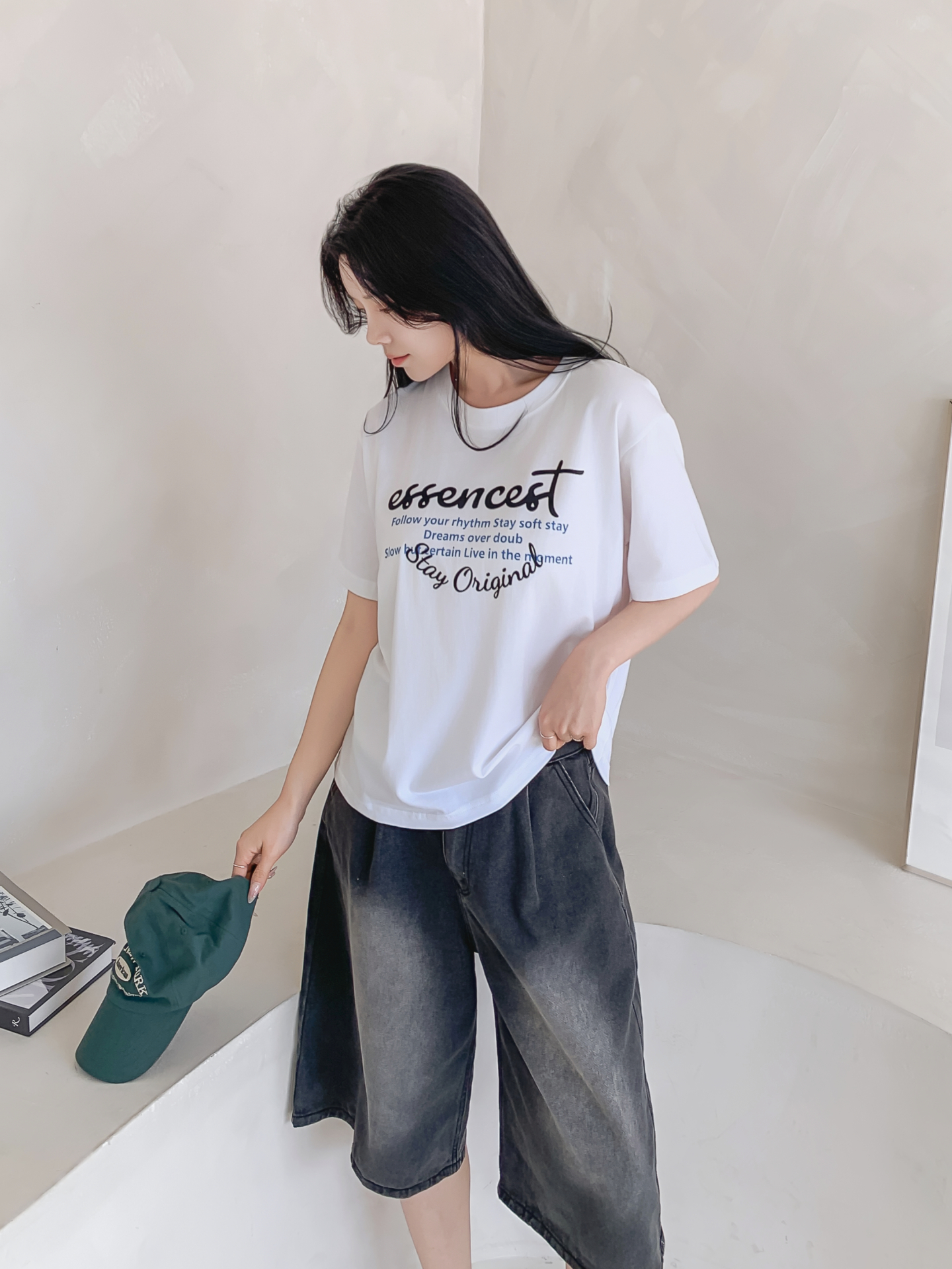 ラウンドネックルーズ半袖レタリングTシャツ | 詳細画像18