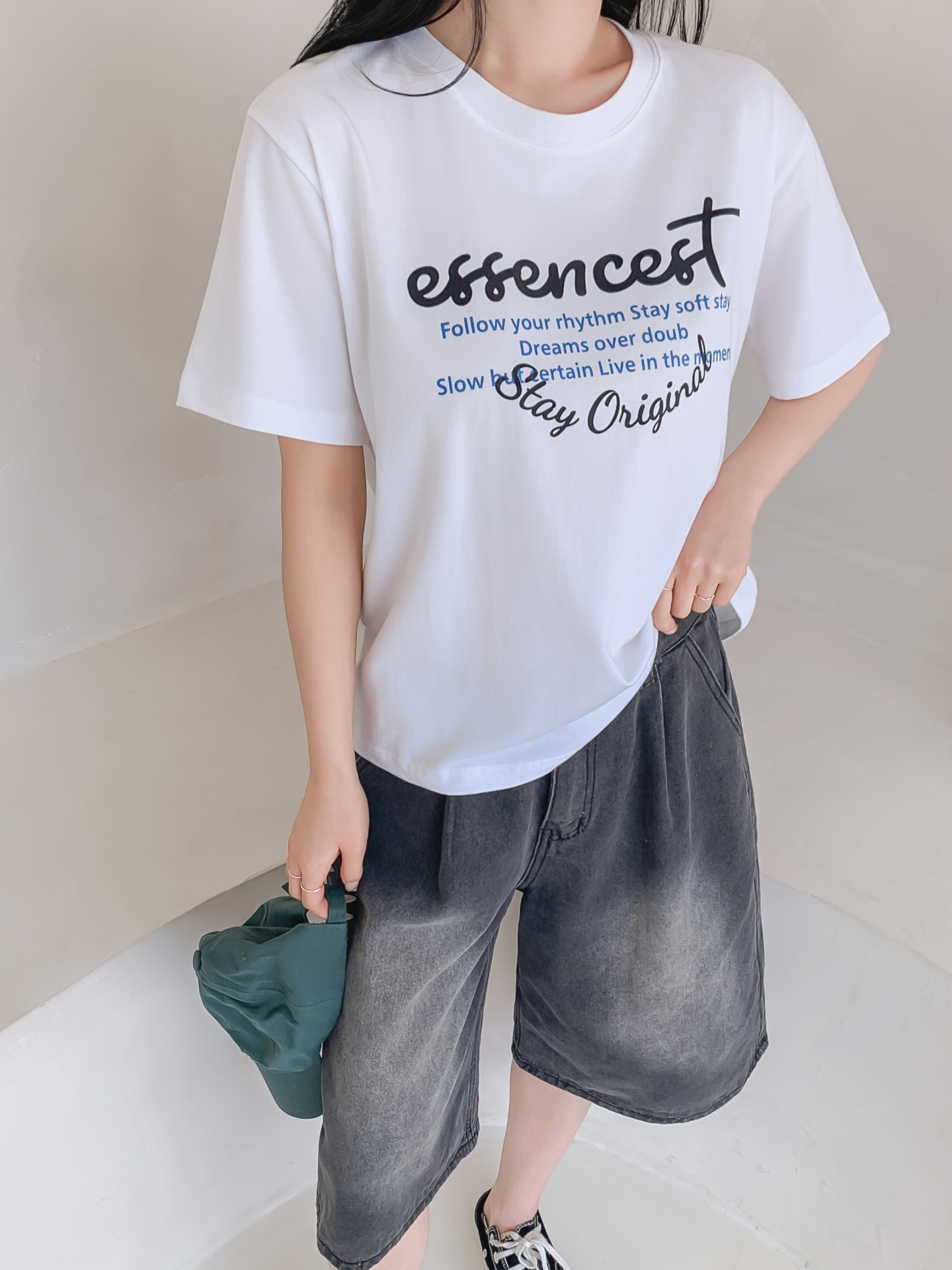 ラウンドネックルーズ半袖レタリングTシャツ | 詳細画像19