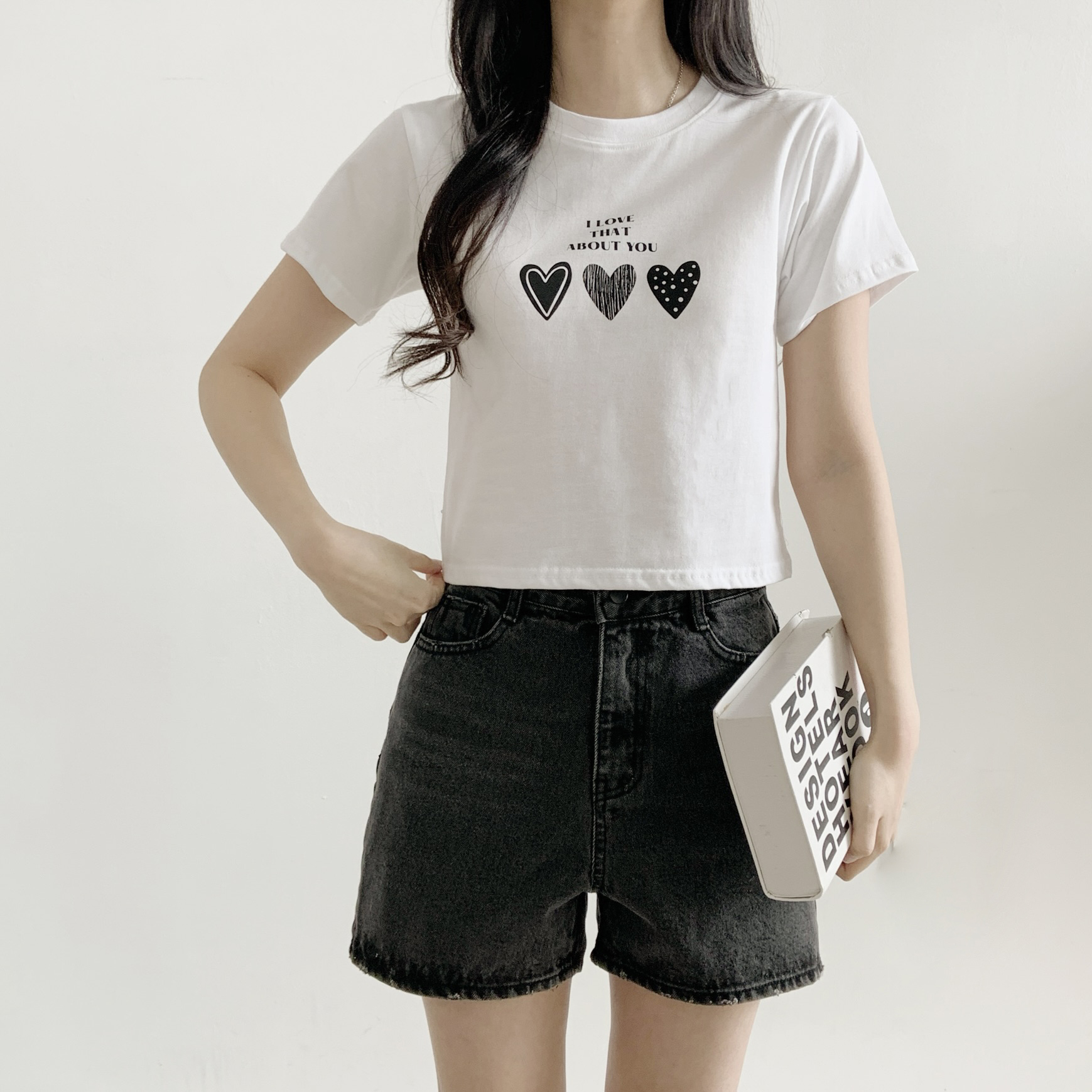ラウンドネックベーシッククロップドスリム半袖ハートTシャツ | 詳細画像7