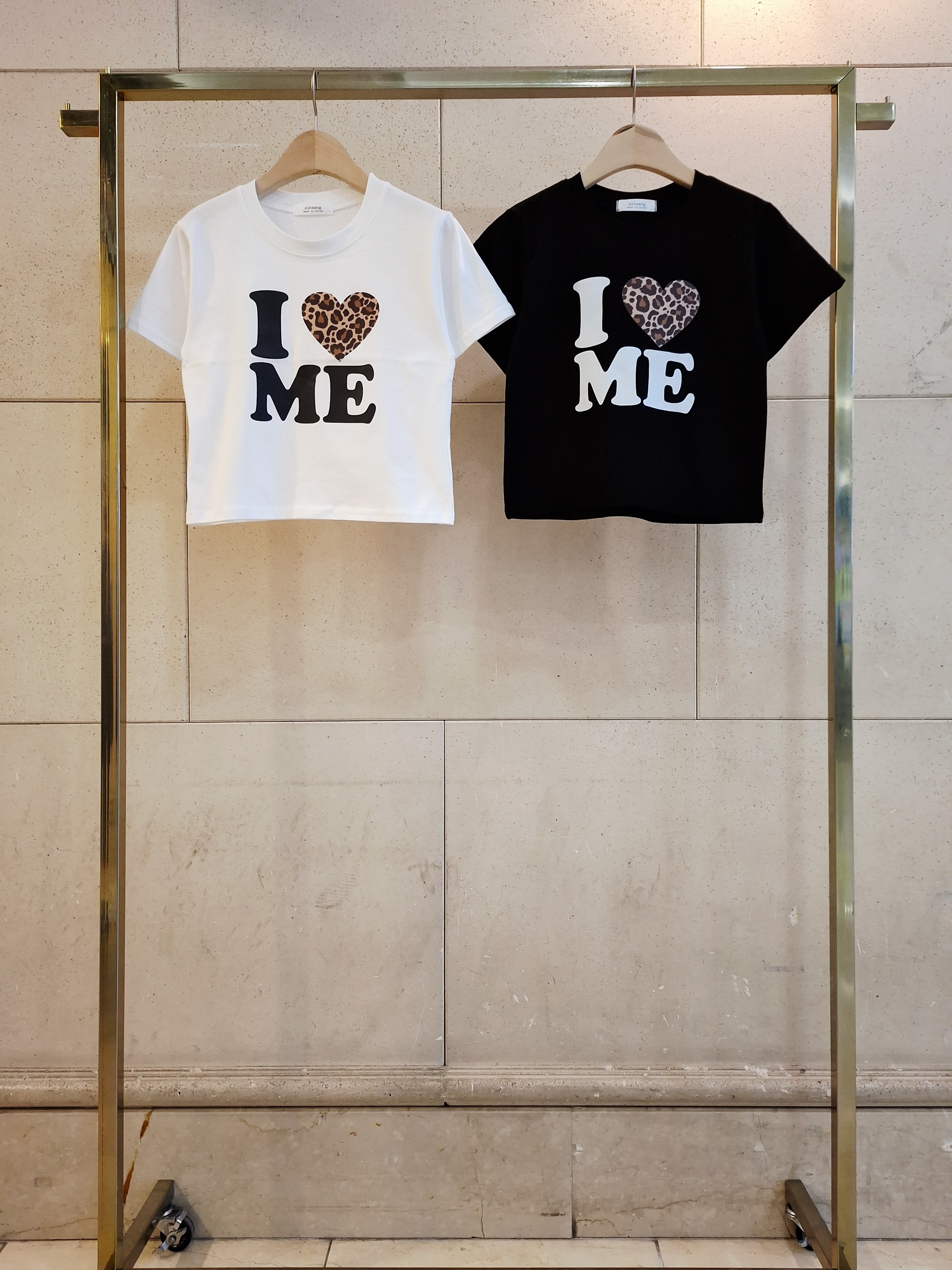 コットンラウンドネックベーシッククロップドスリム半袖ロゴTシャツ | 詳細画像11